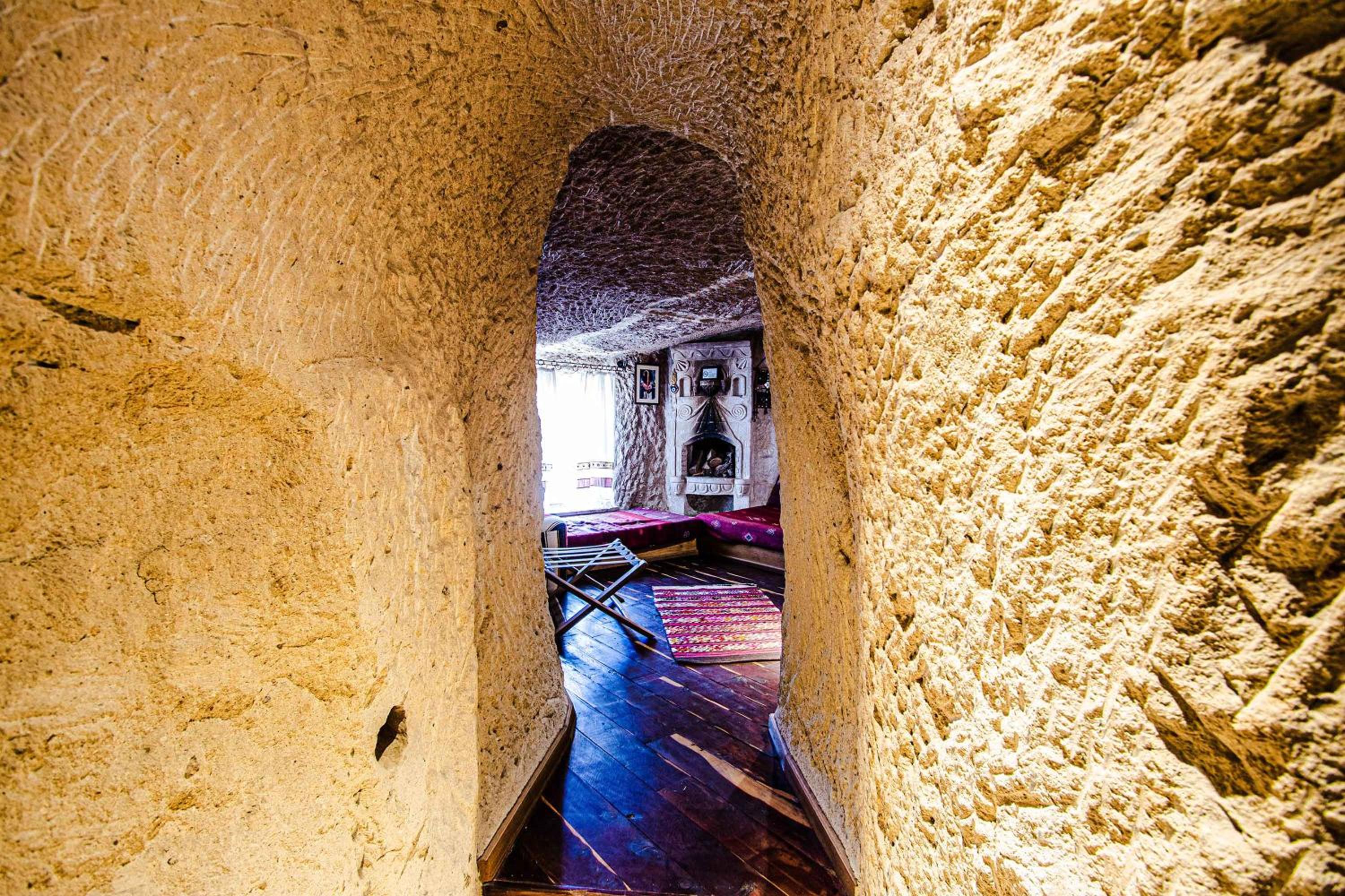 Sultan Cave Suites - Image 27