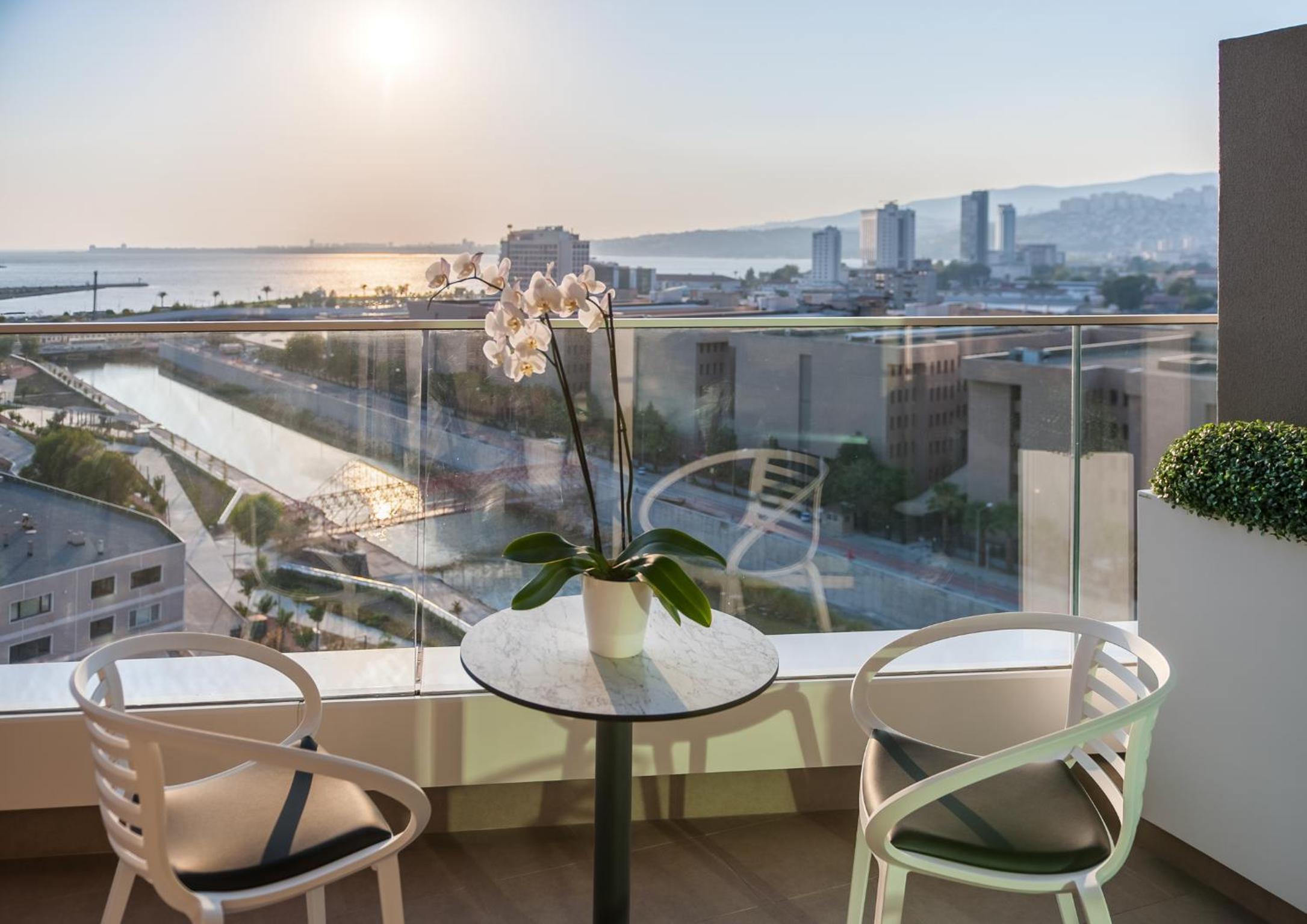 Four Points by Sheraton Izmir - Image 97