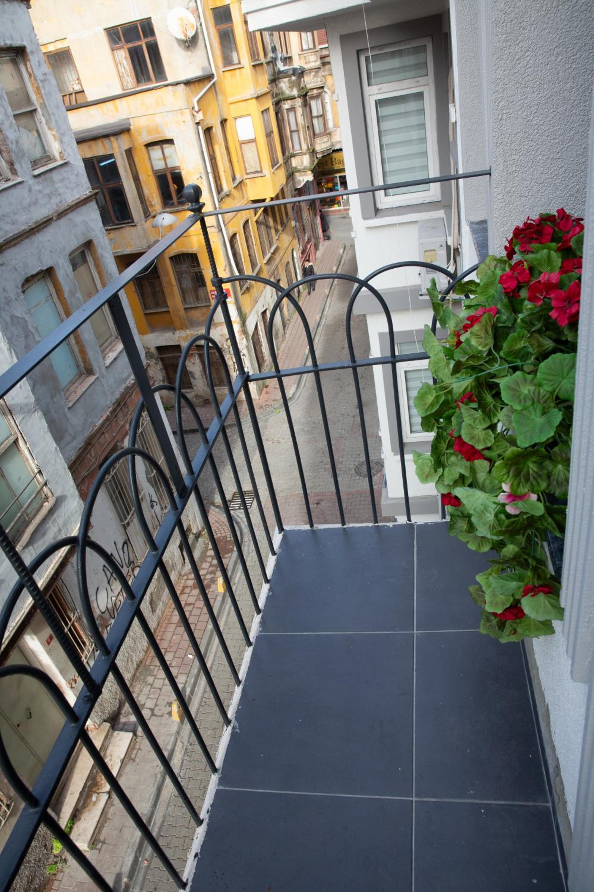 Sayina Hotel - Image 8
