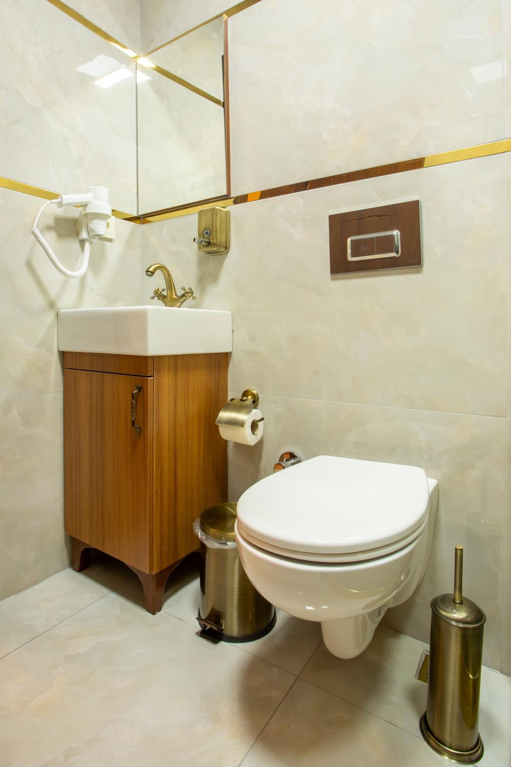 Sayina Hotel - Image 86