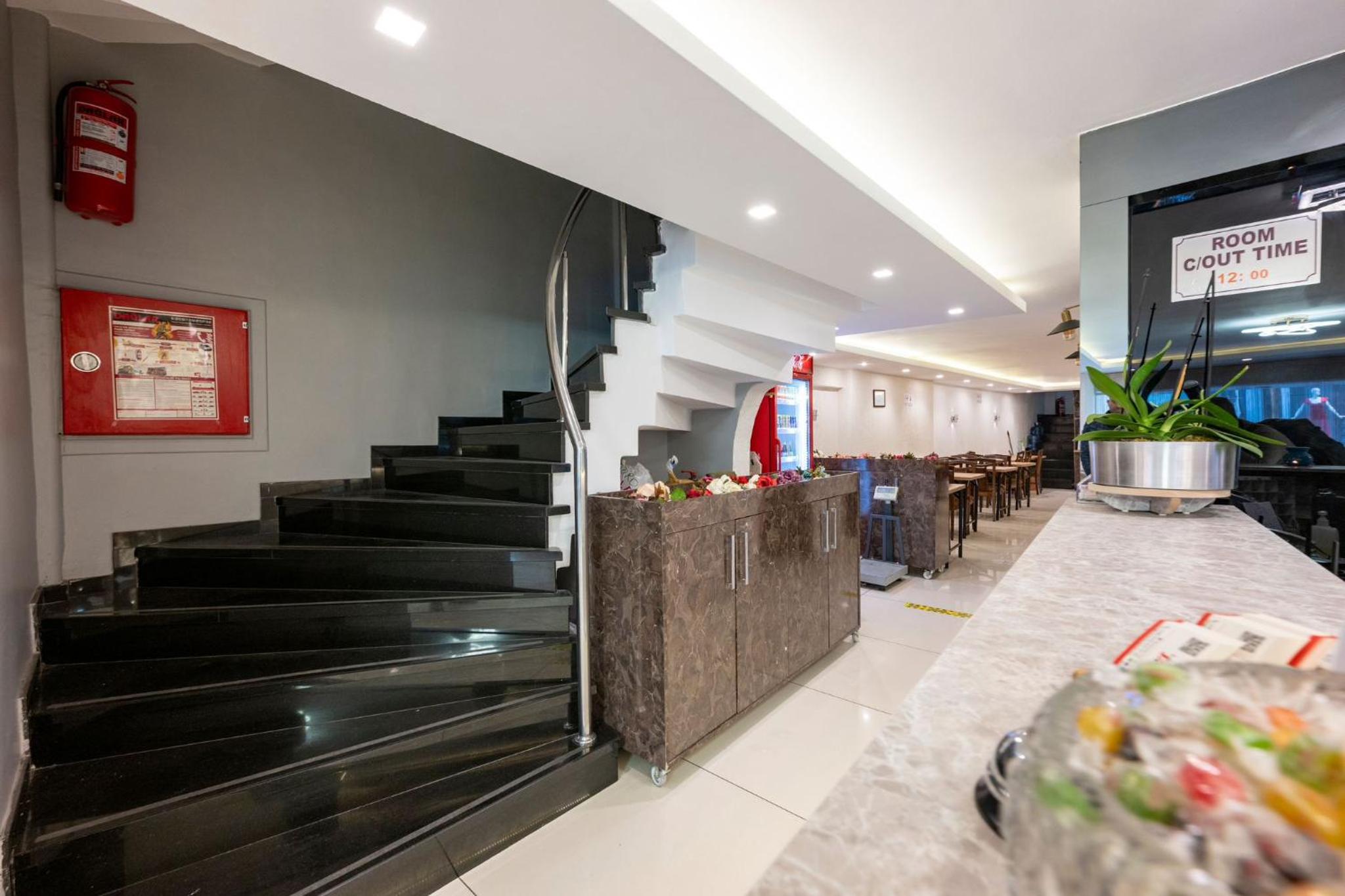 Saray Otel - Image 31