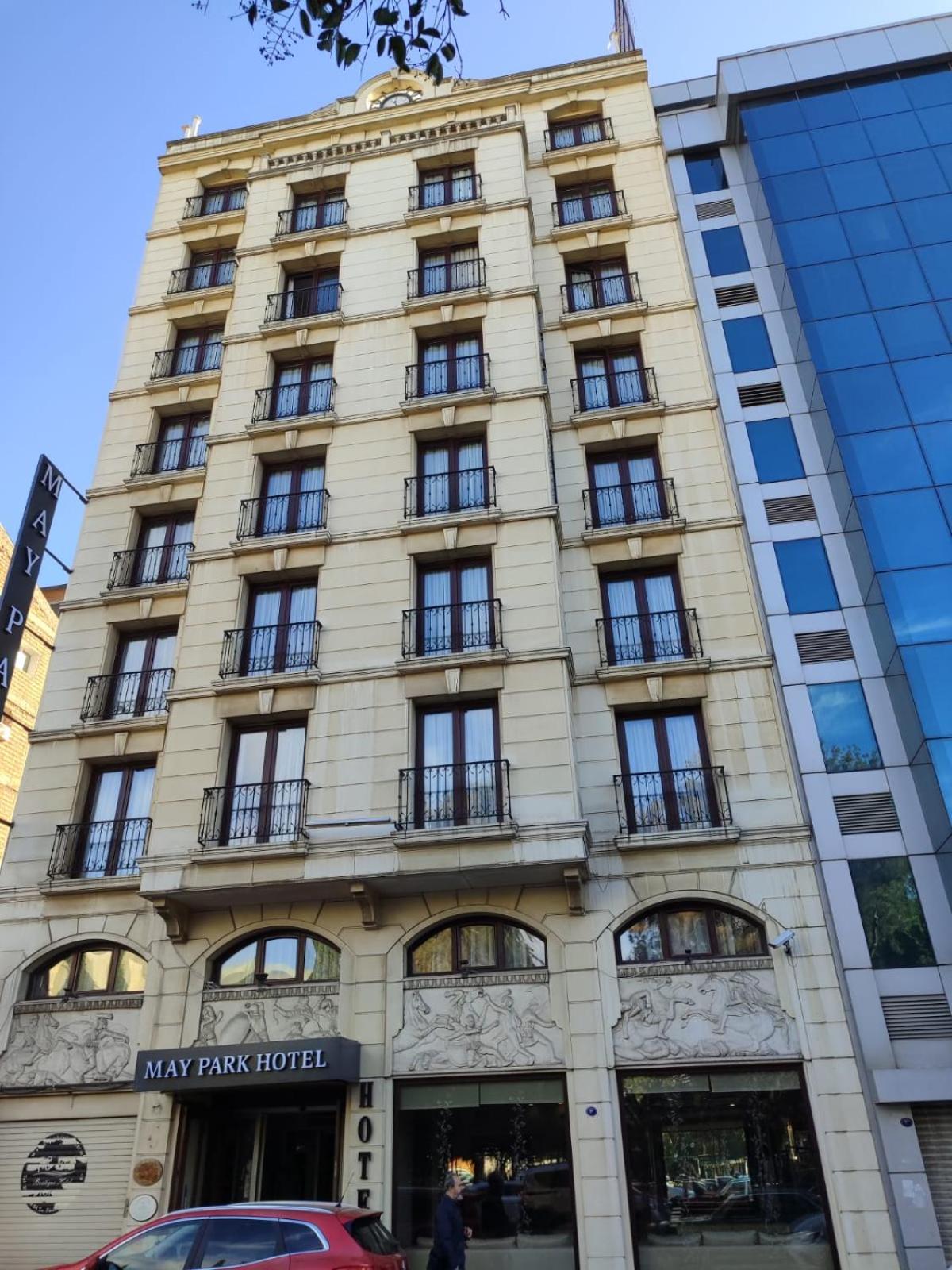 May park HOTEL - Image 18