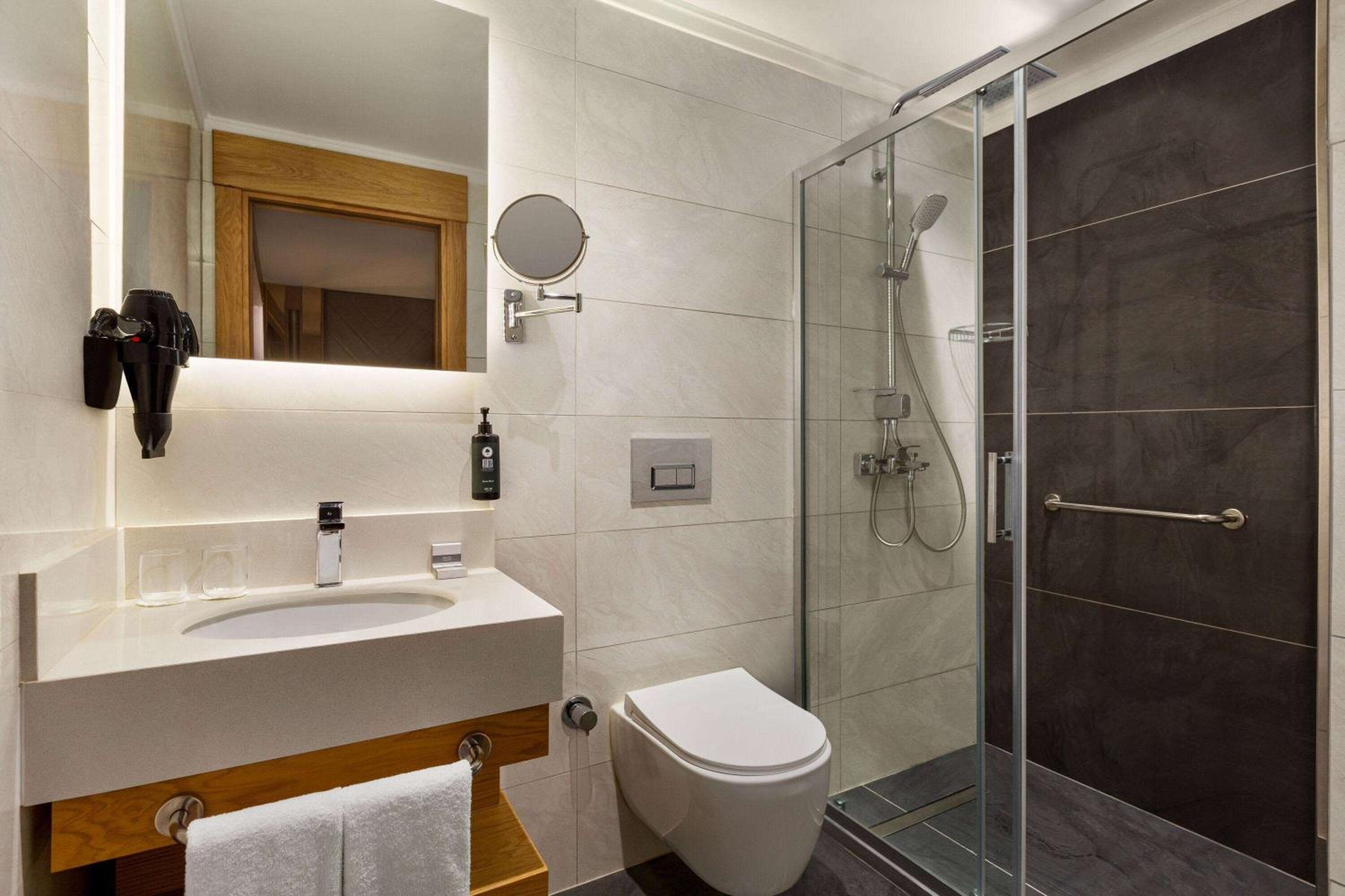 Days Inn by Wyndham İstanbul Bomonti - Image 61