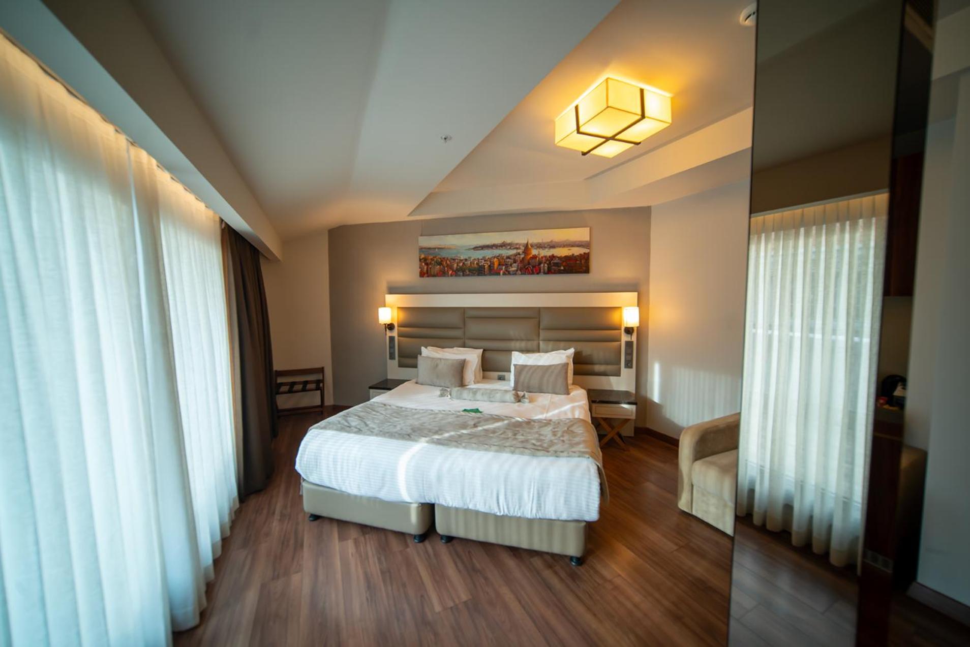Golden Royal Hotel & SPA - Image 25