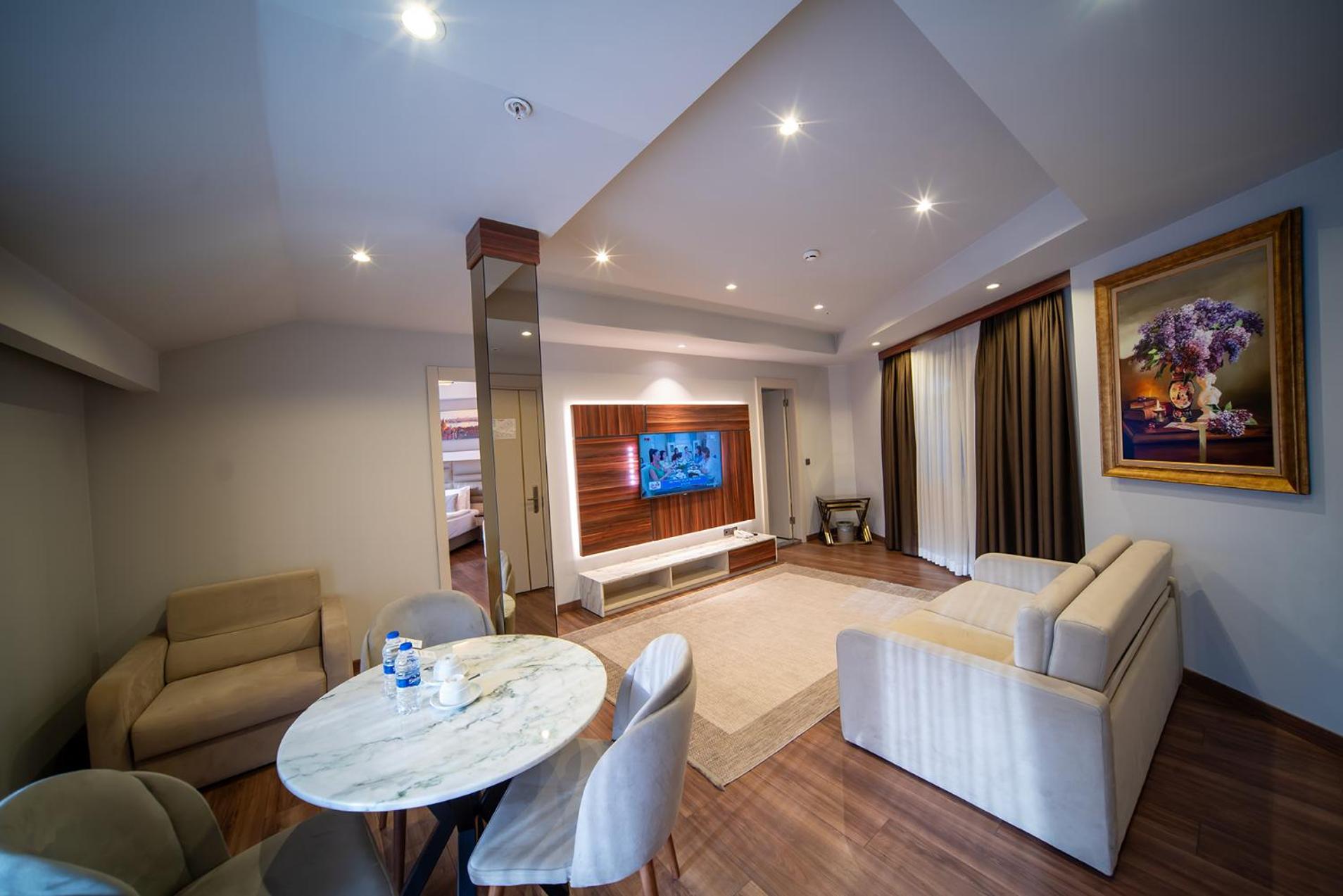 Golden Royal Hotel & SPA - Image 26