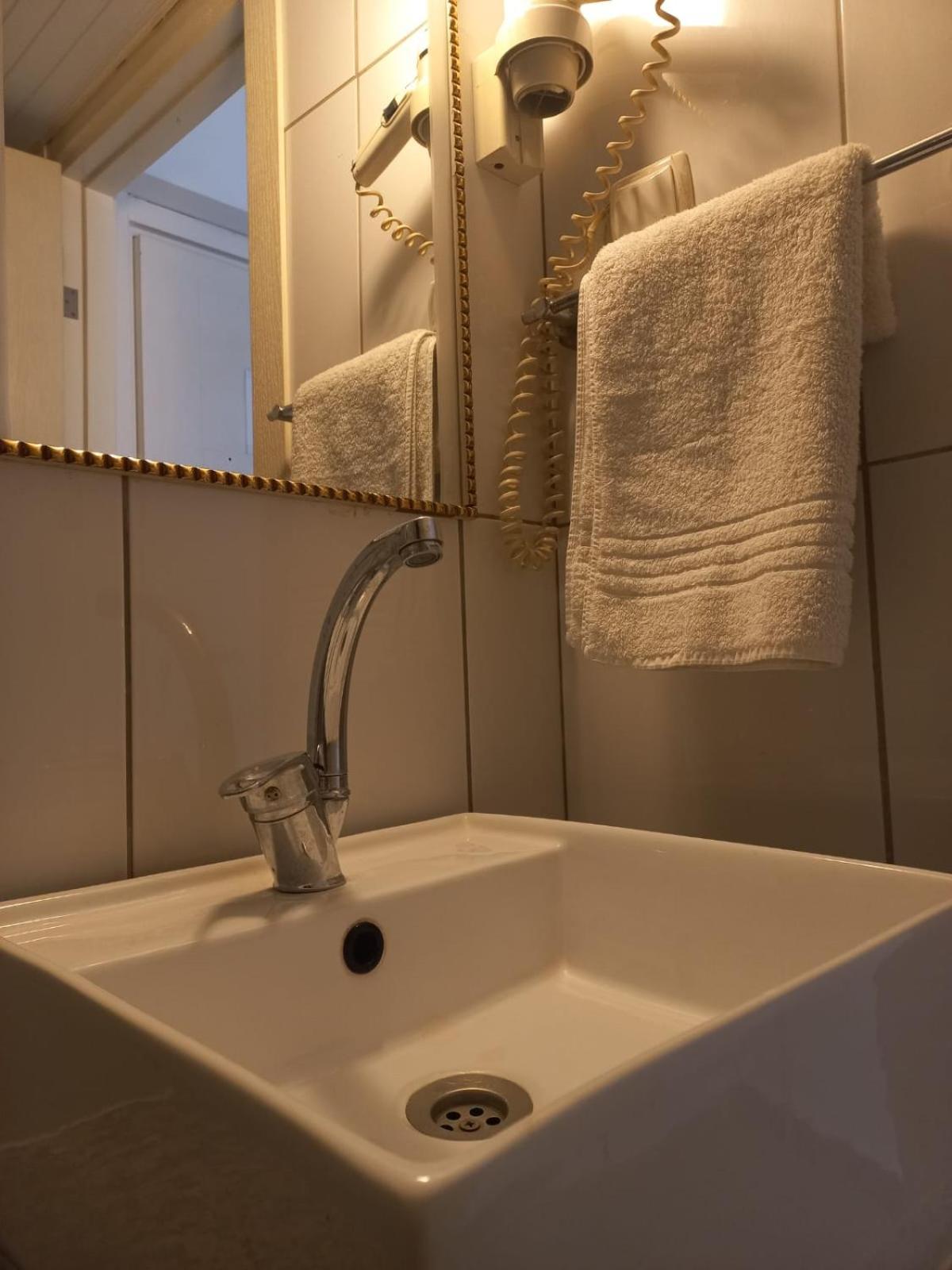 Atalla Hotel - Image 37
