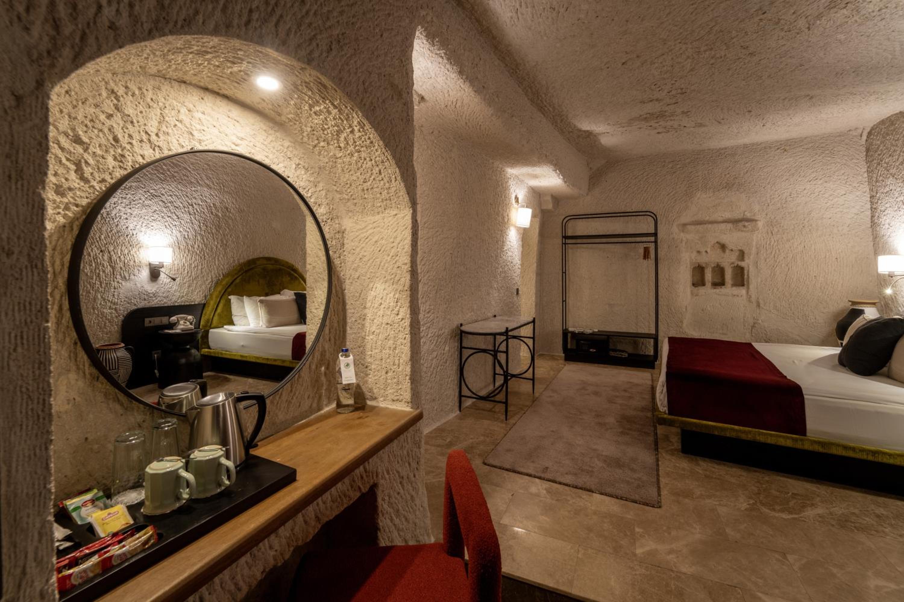 Artemis Cave Suites & Spa- Adults Only - Image 33