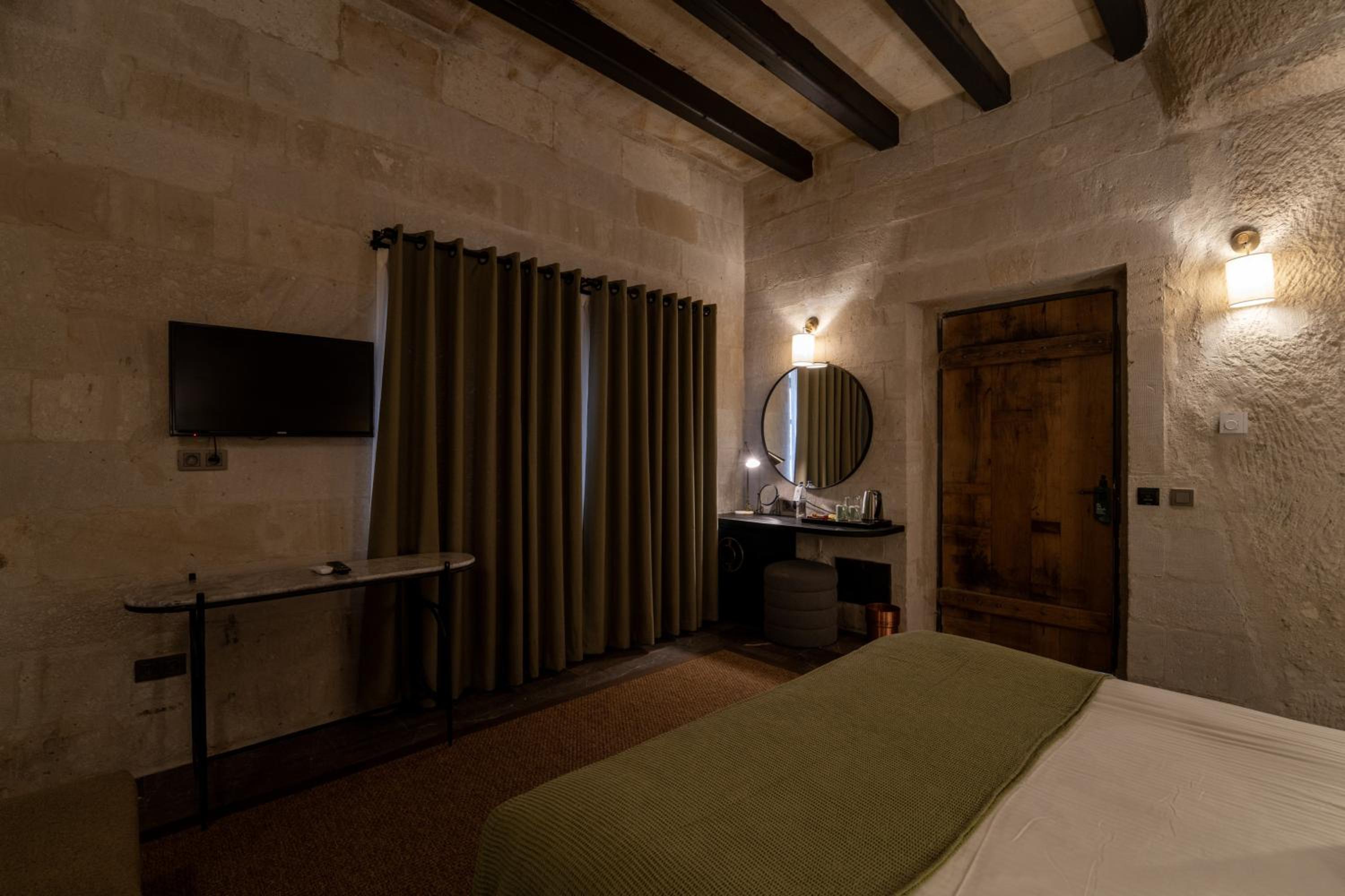 Artemis Cave Suites & Spa- Adults Only - Image 43