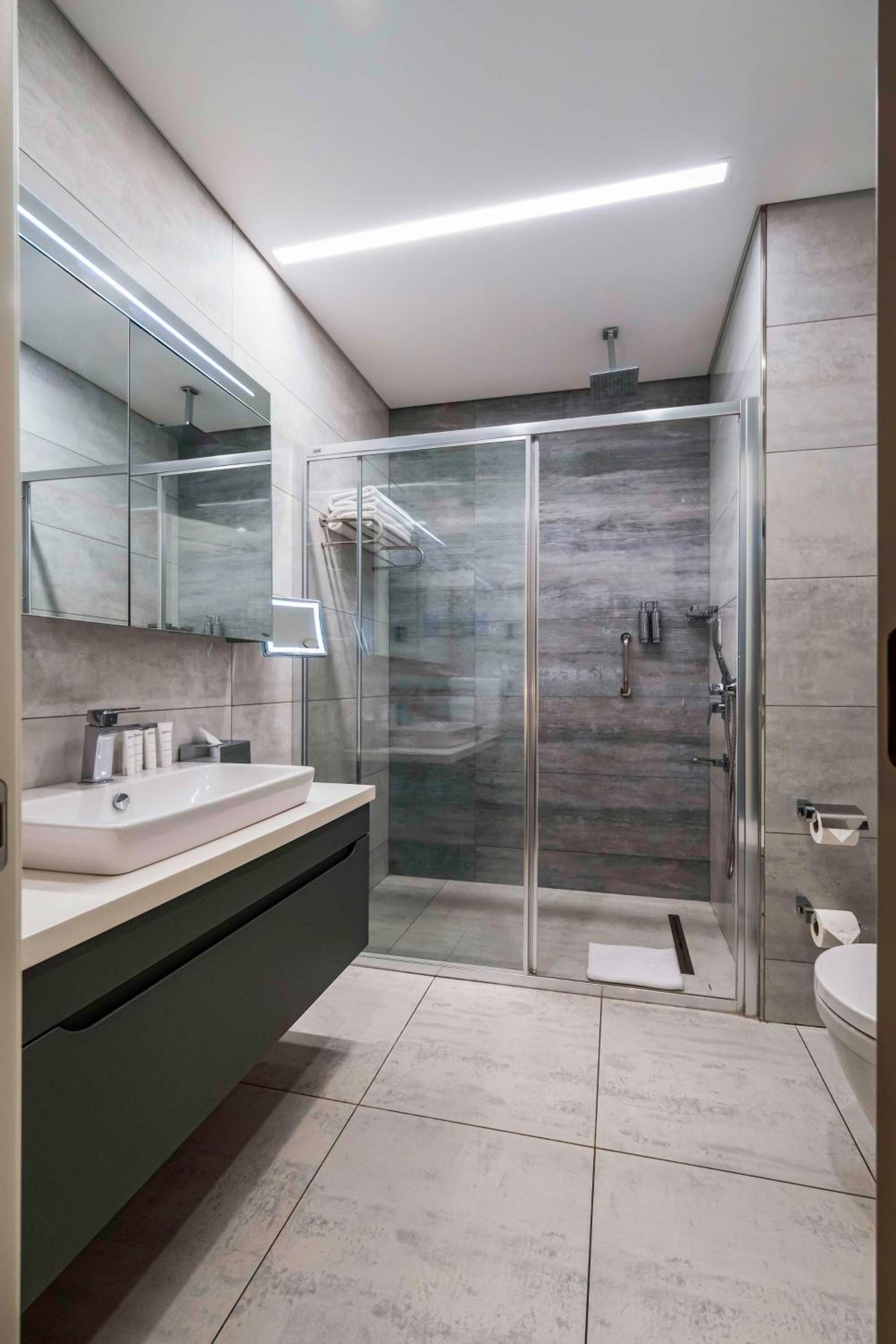 Radisson Residences Vadistanbul - Image 37