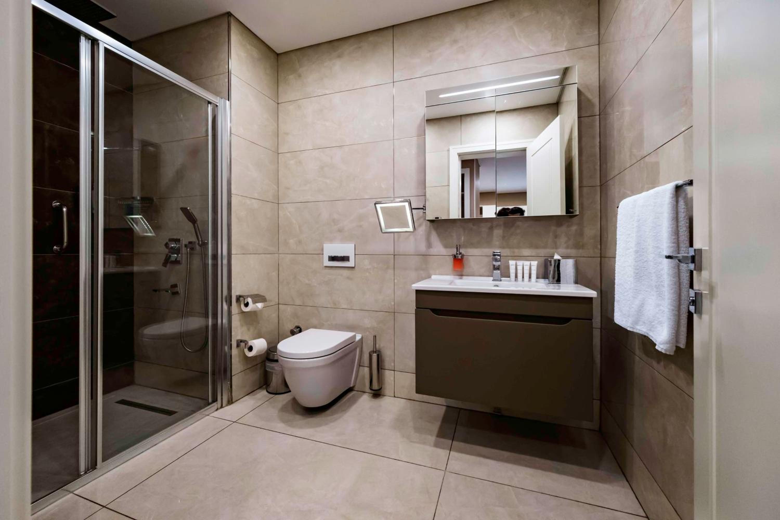 Radisson Residences Vadistanbul - Image 39