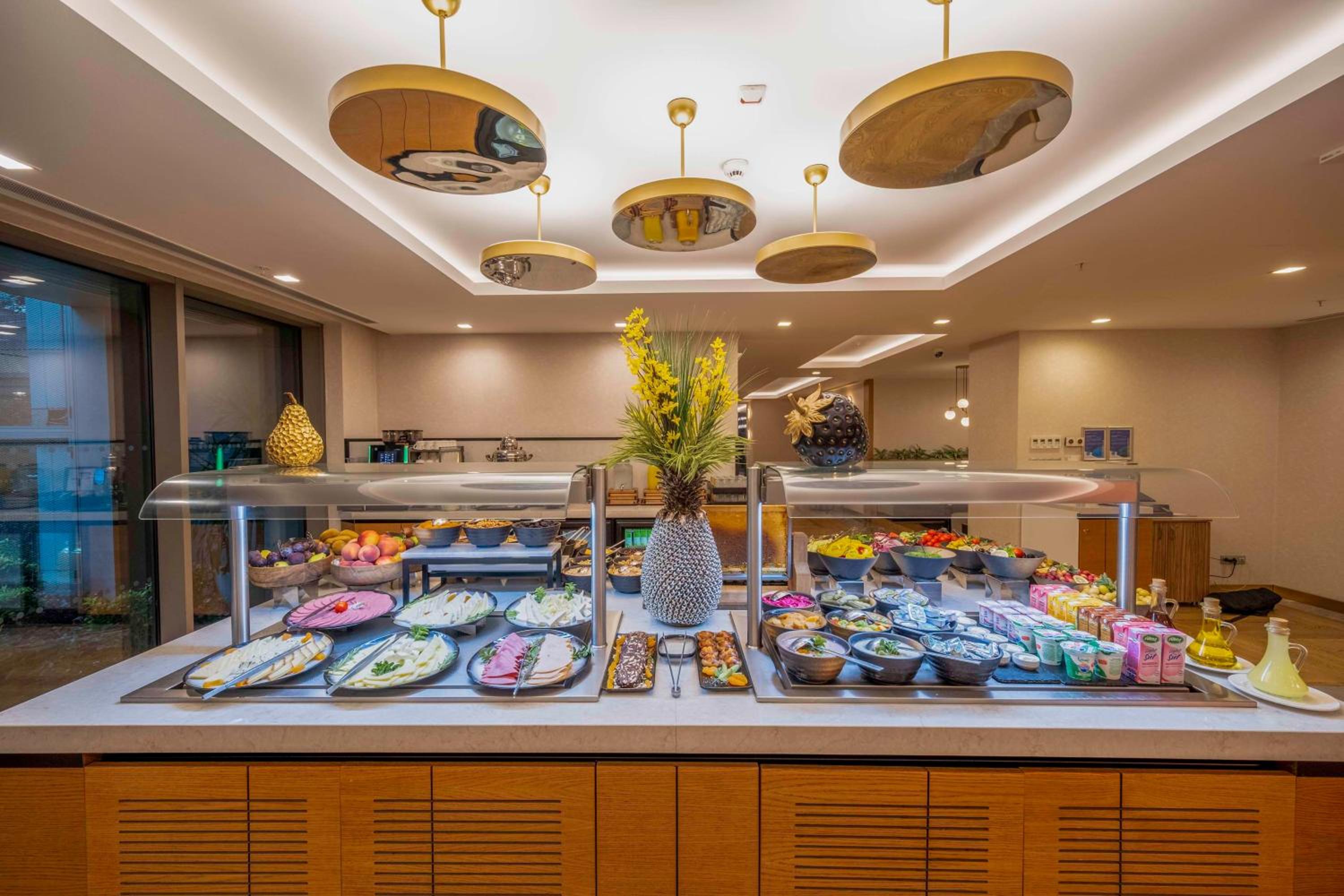 Radisson Residences Vadistanbul - Image 60