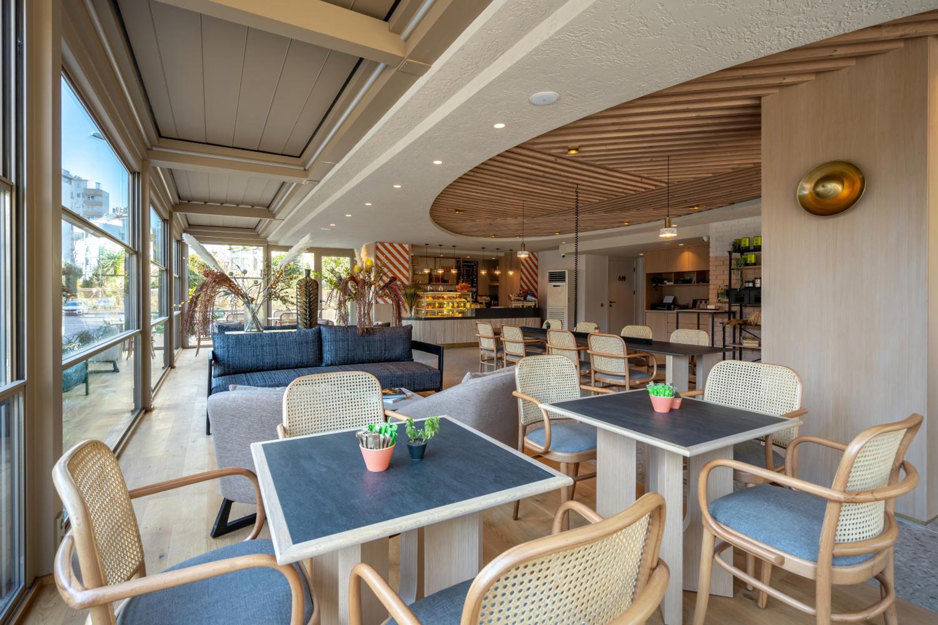 Oli Otel and Suites - Image 21