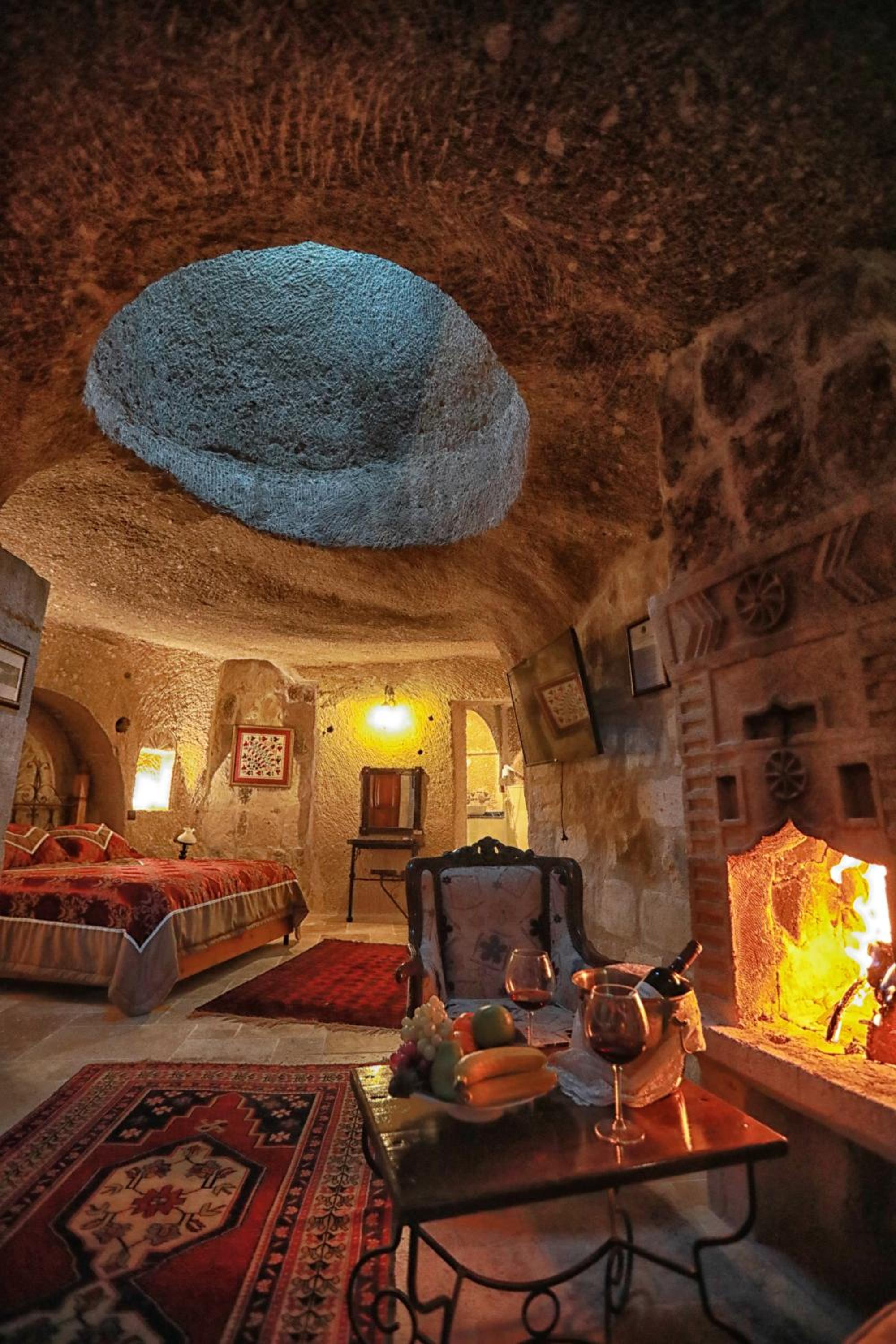 Traveller's Cave Hotel - Image 46