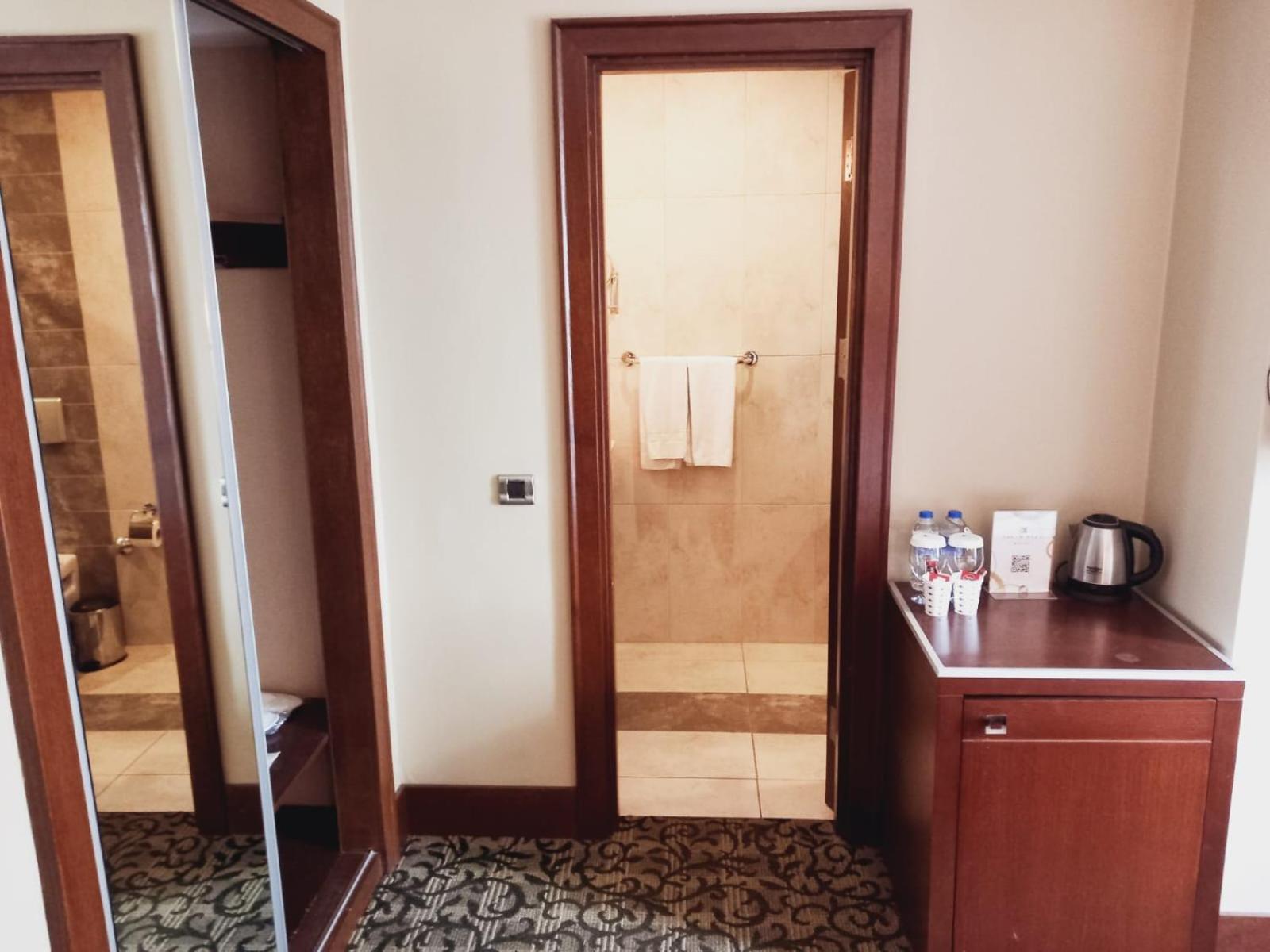Dream Hill Business Deluxe Hotel Asia - Image 88