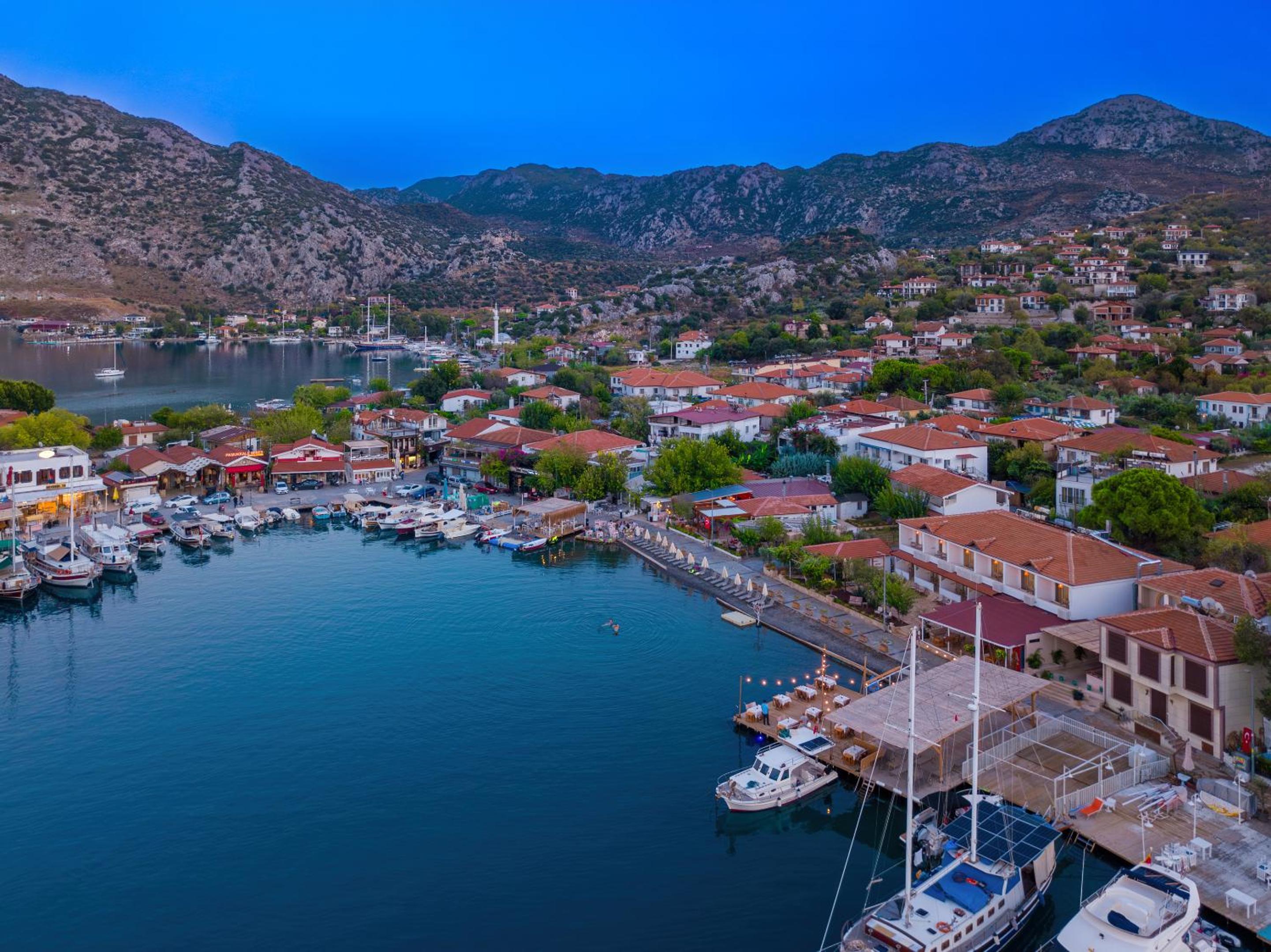 selimiye base - Image 115