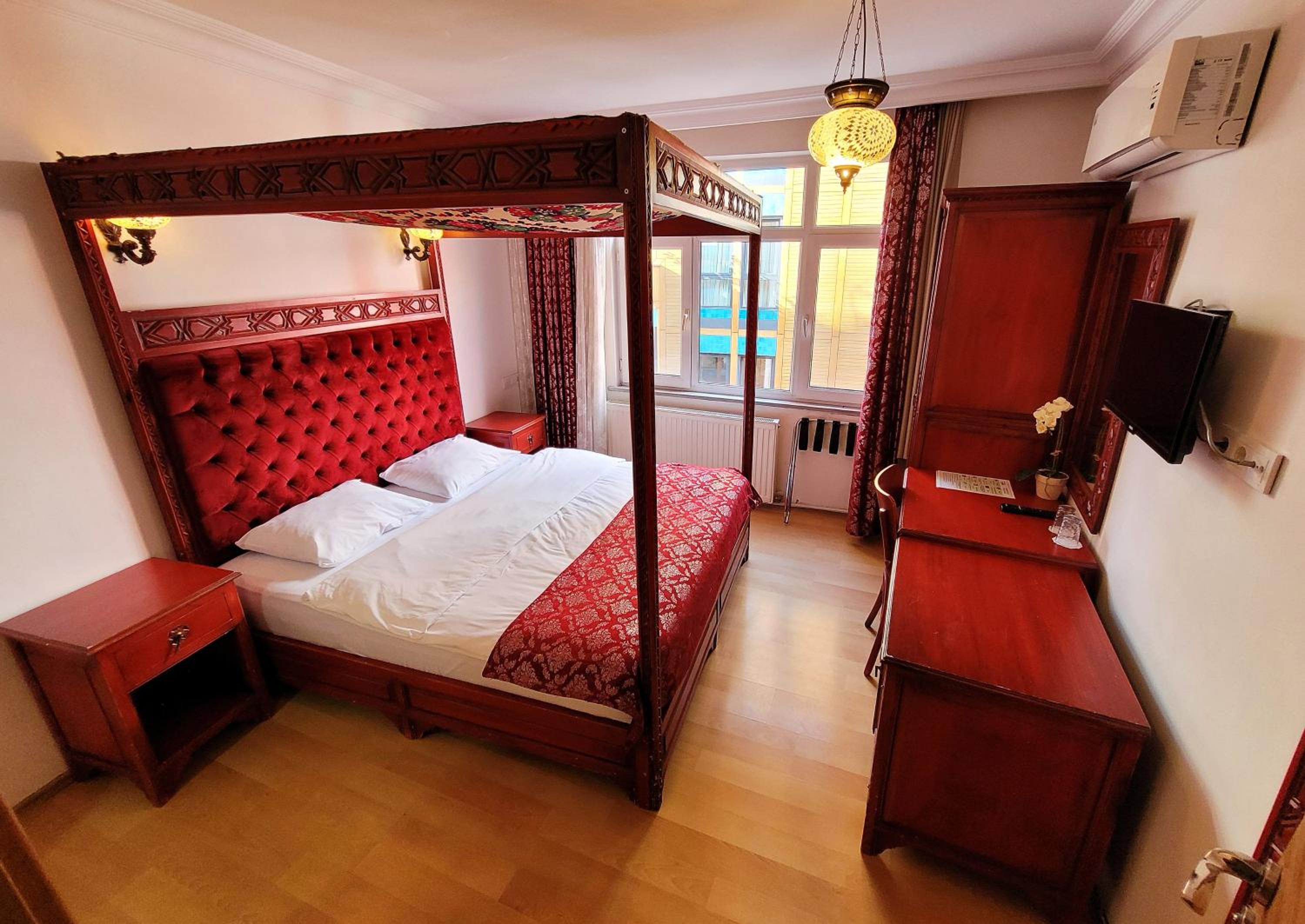 Marmara Guesthouse - Image 68