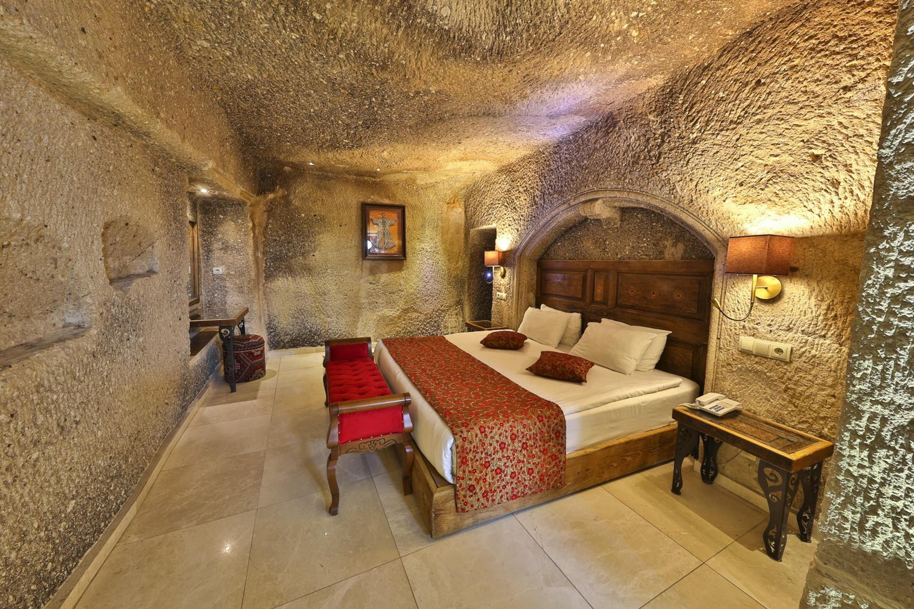 Divan Cave House - Image 87