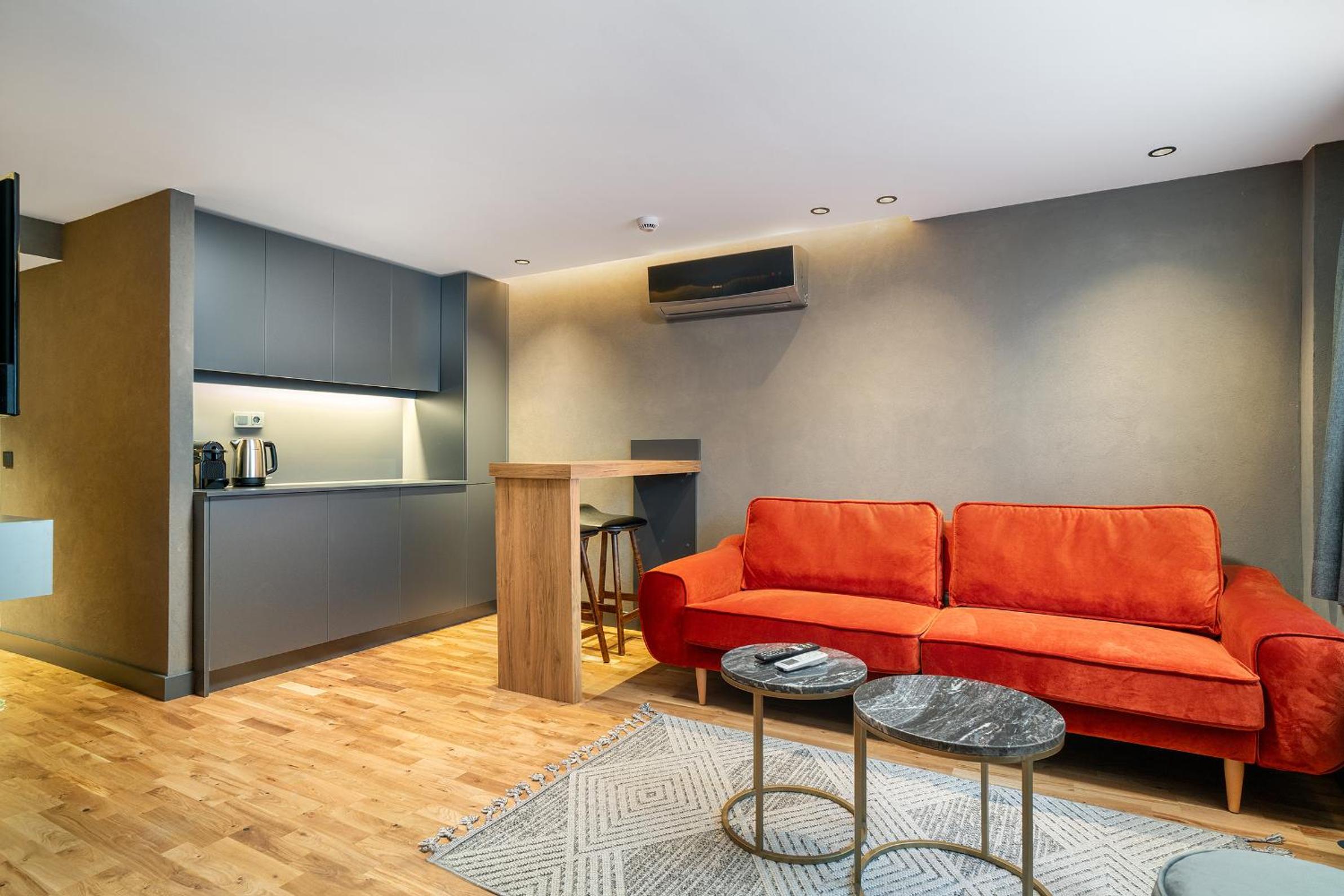 Urban Quarters No.1 - Image 9