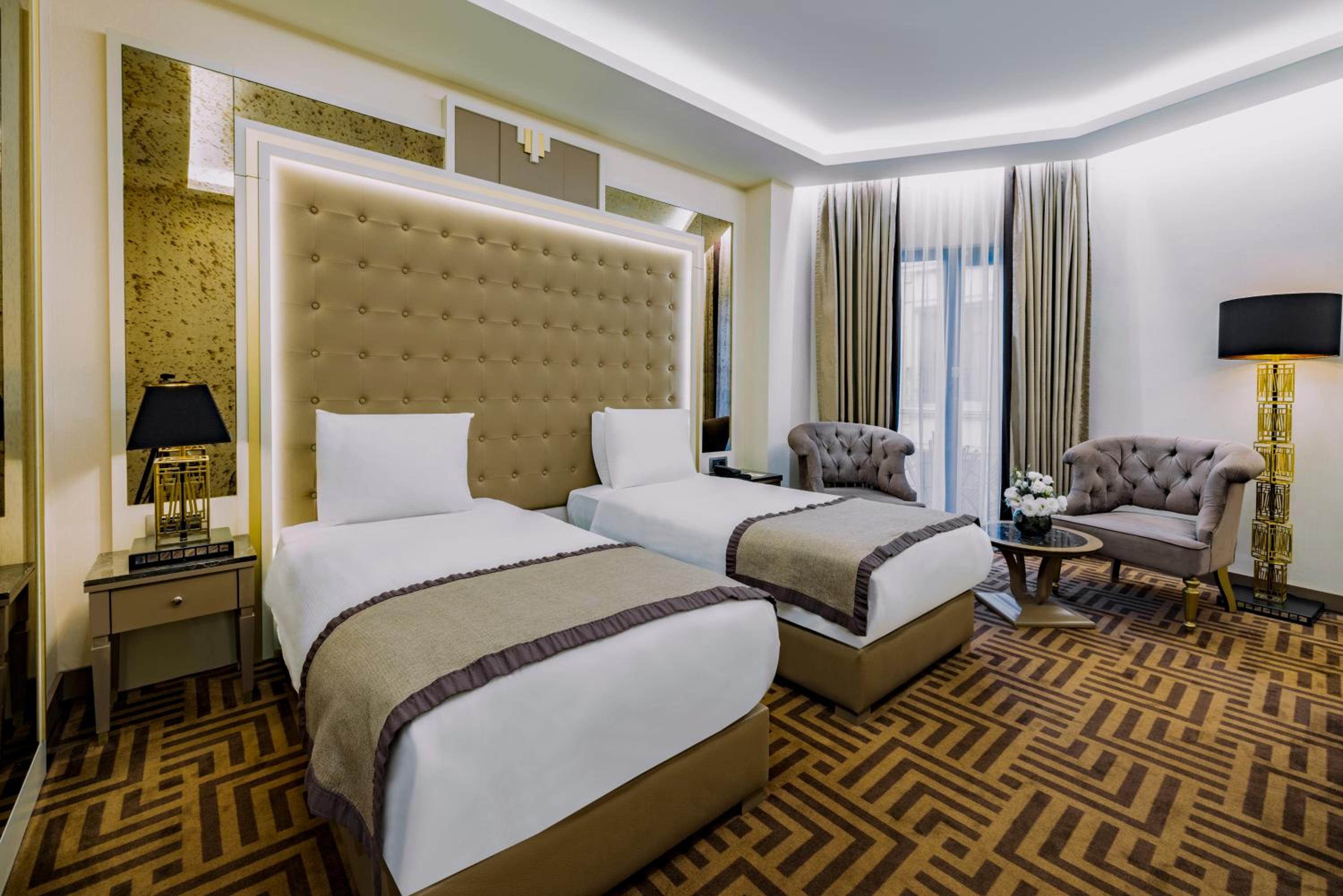 Ramada by Wyndham İstanbul Golden Horn - Image 89