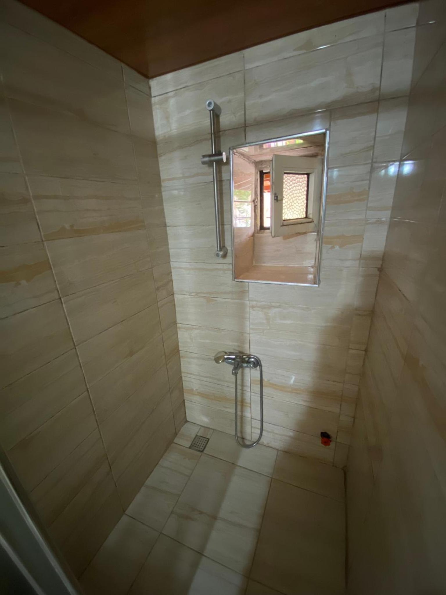 Camel Apartment - Image 31