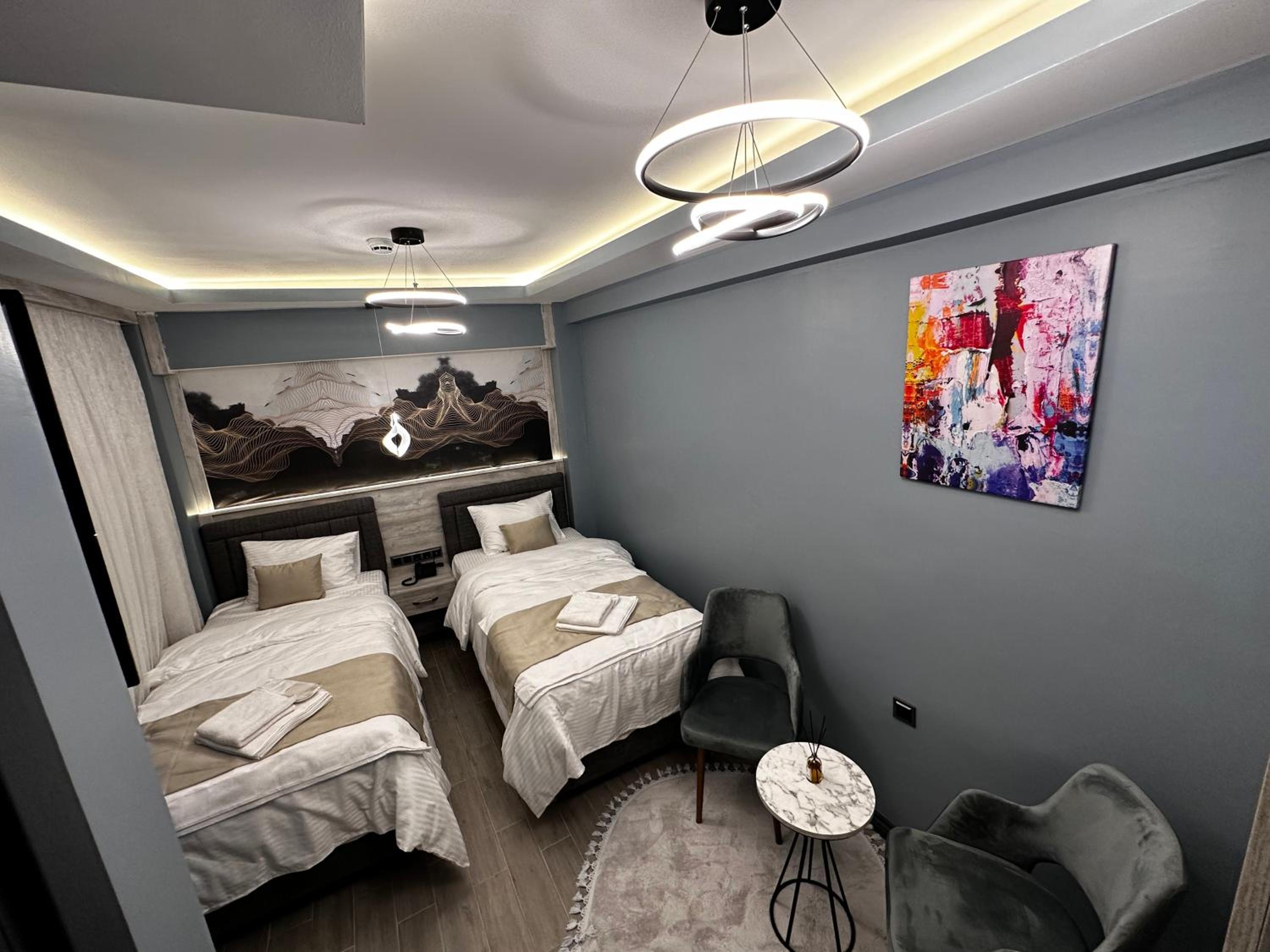 Blue Moonrise Otel - Image 31