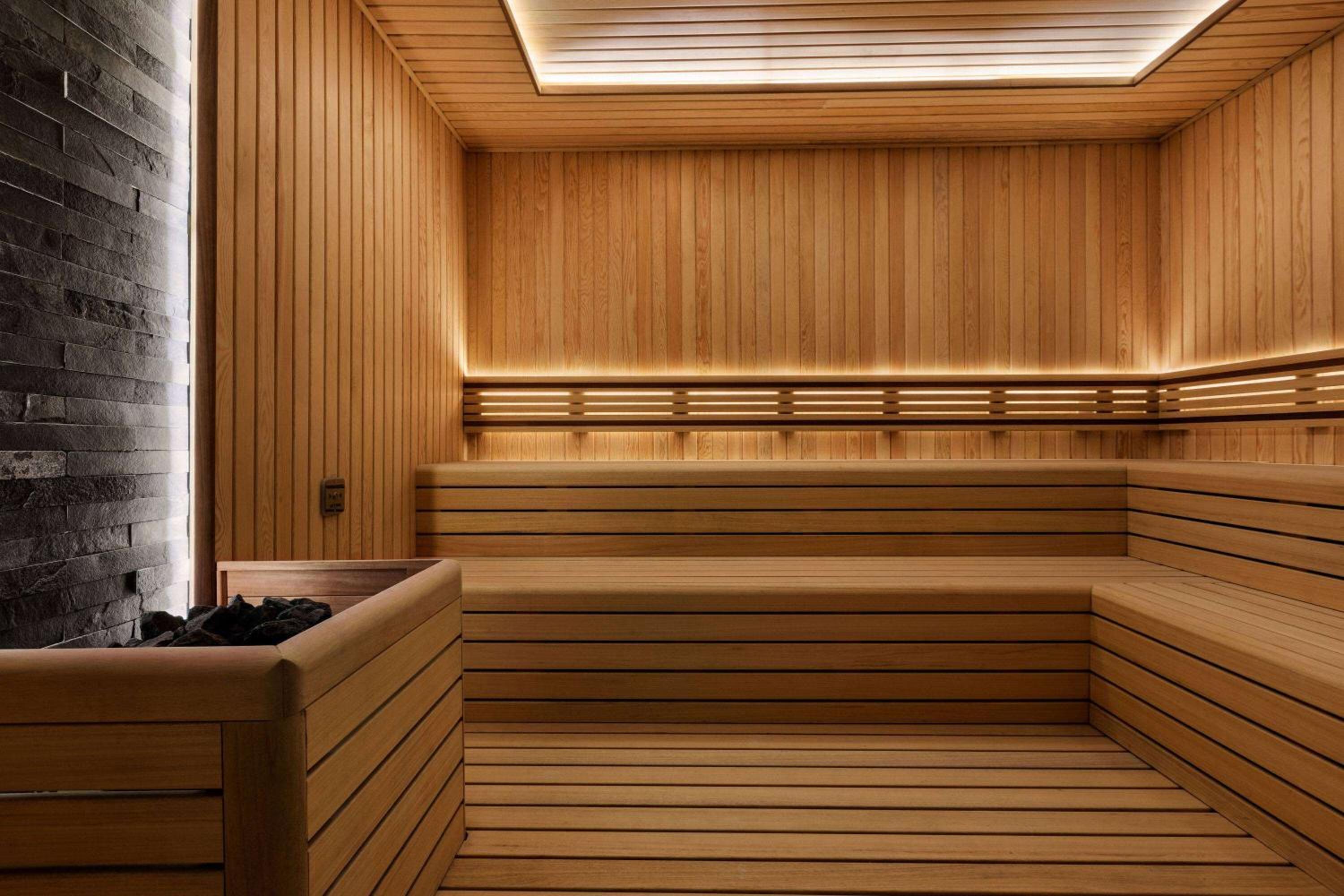 Ramada Encore By Wyndham İstanbul Basin Express - Image 15