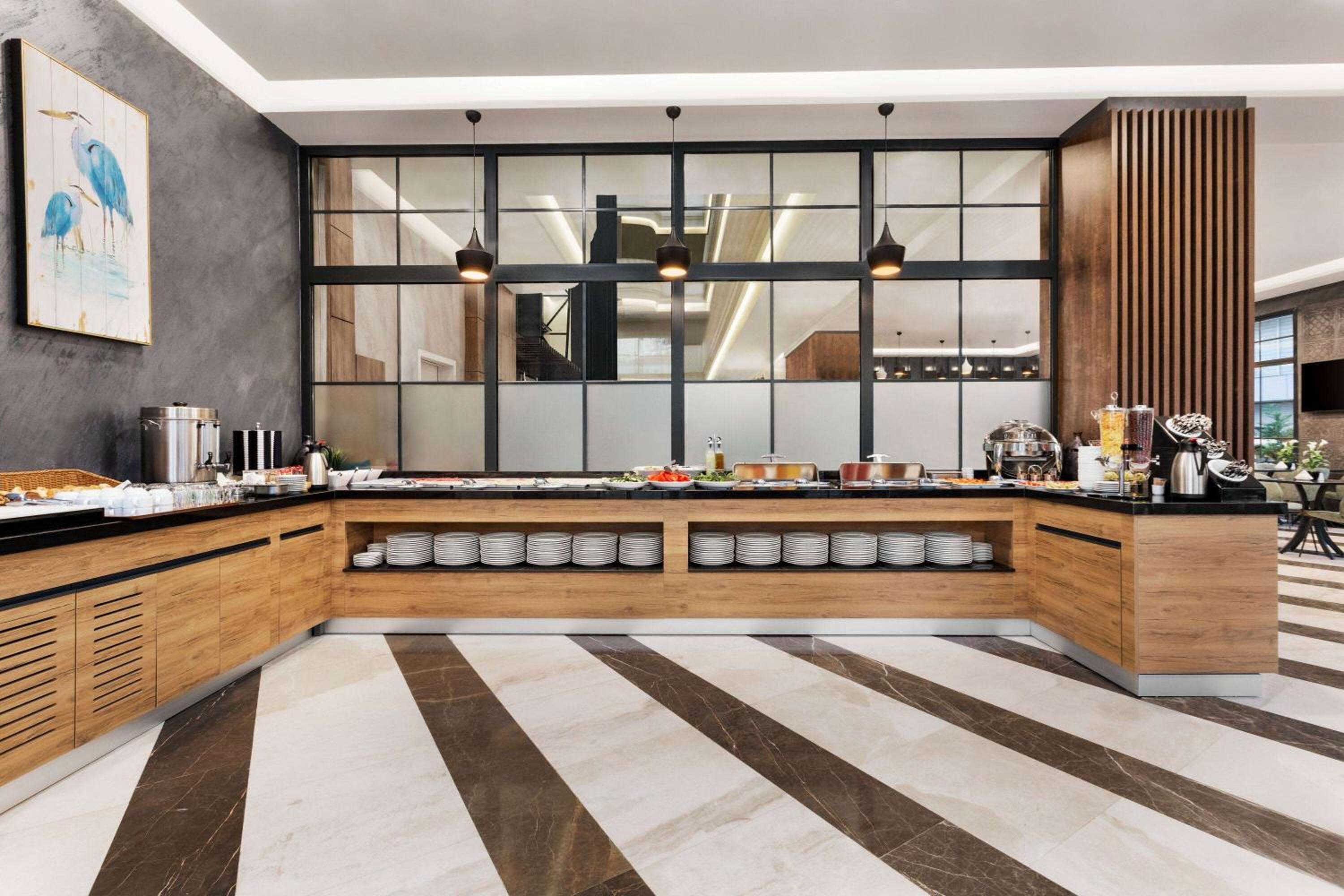 Ramada Encore By Wyndham İstanbul Basin Express - Image 17