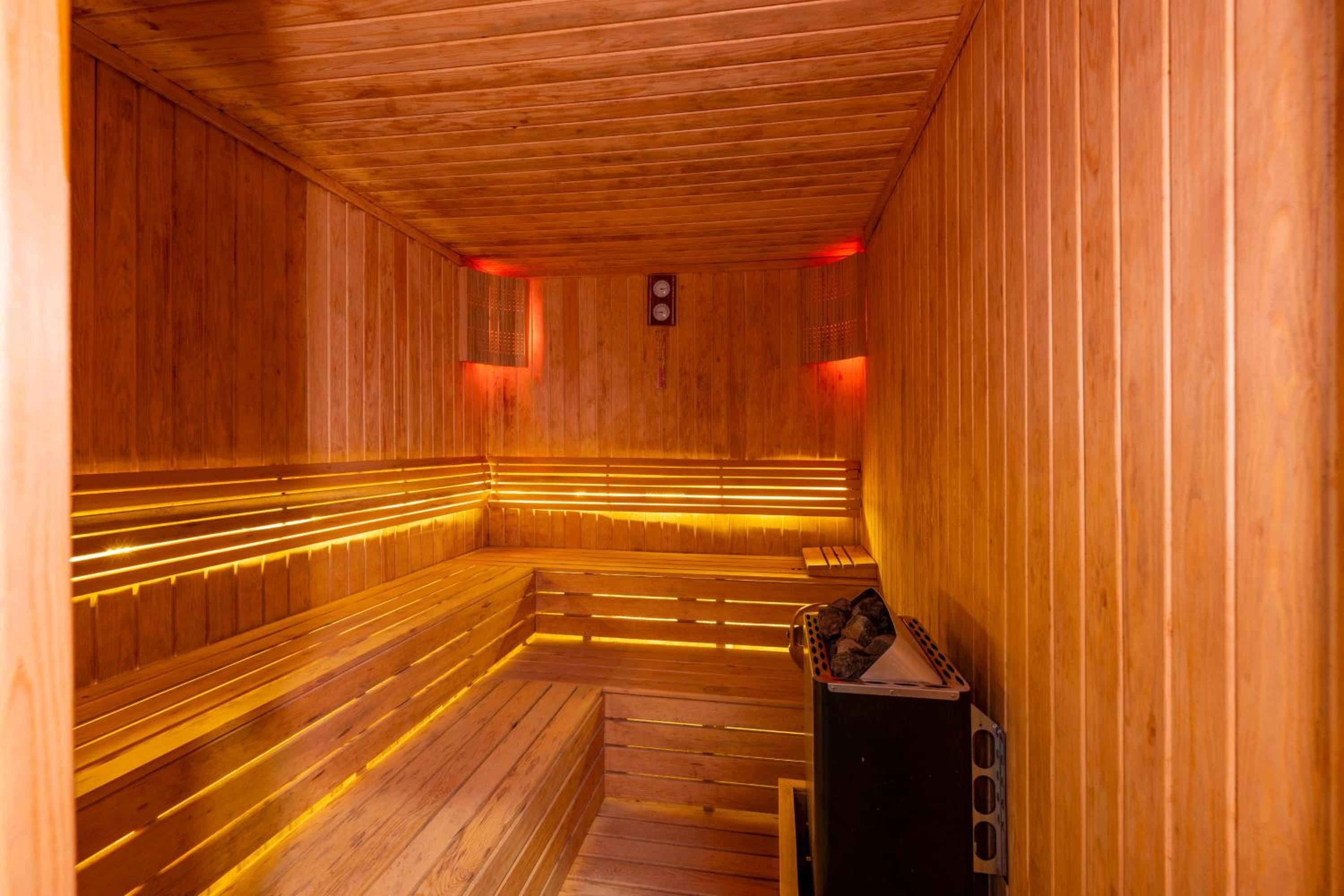 The Nirvanas Hotel - Image 39