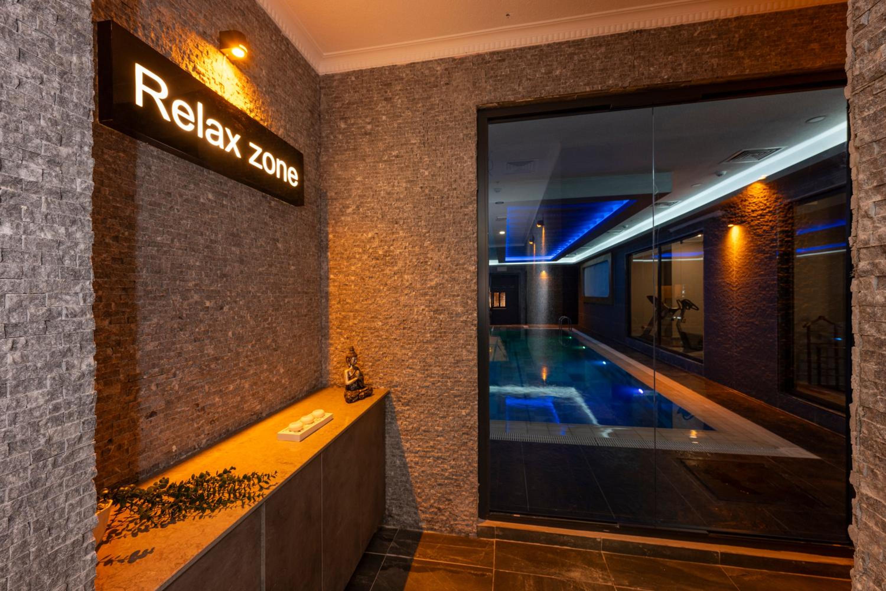 The Nirvanas Hotel - Image 41