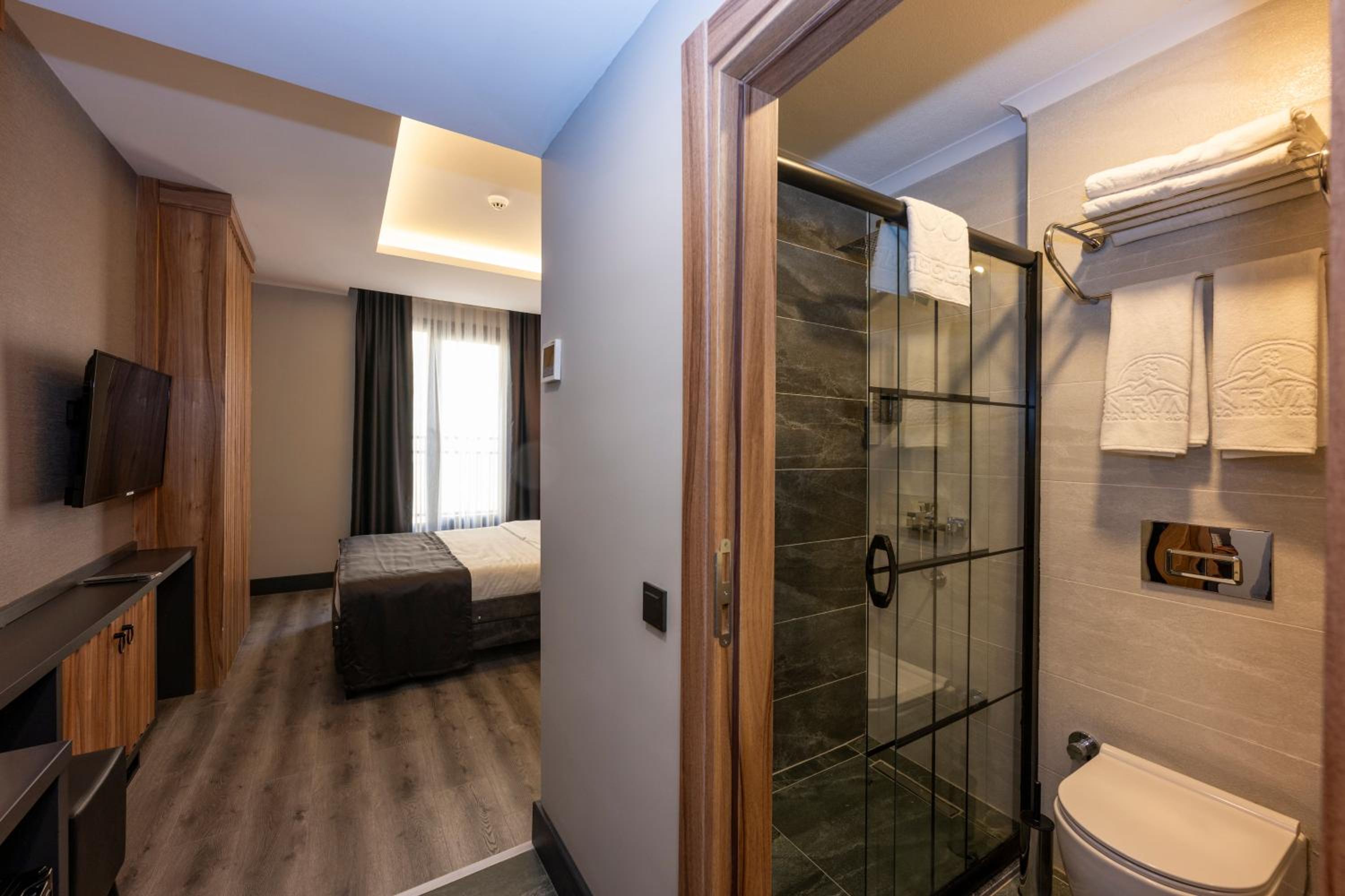 The Nirvanas Hotel - Image 16