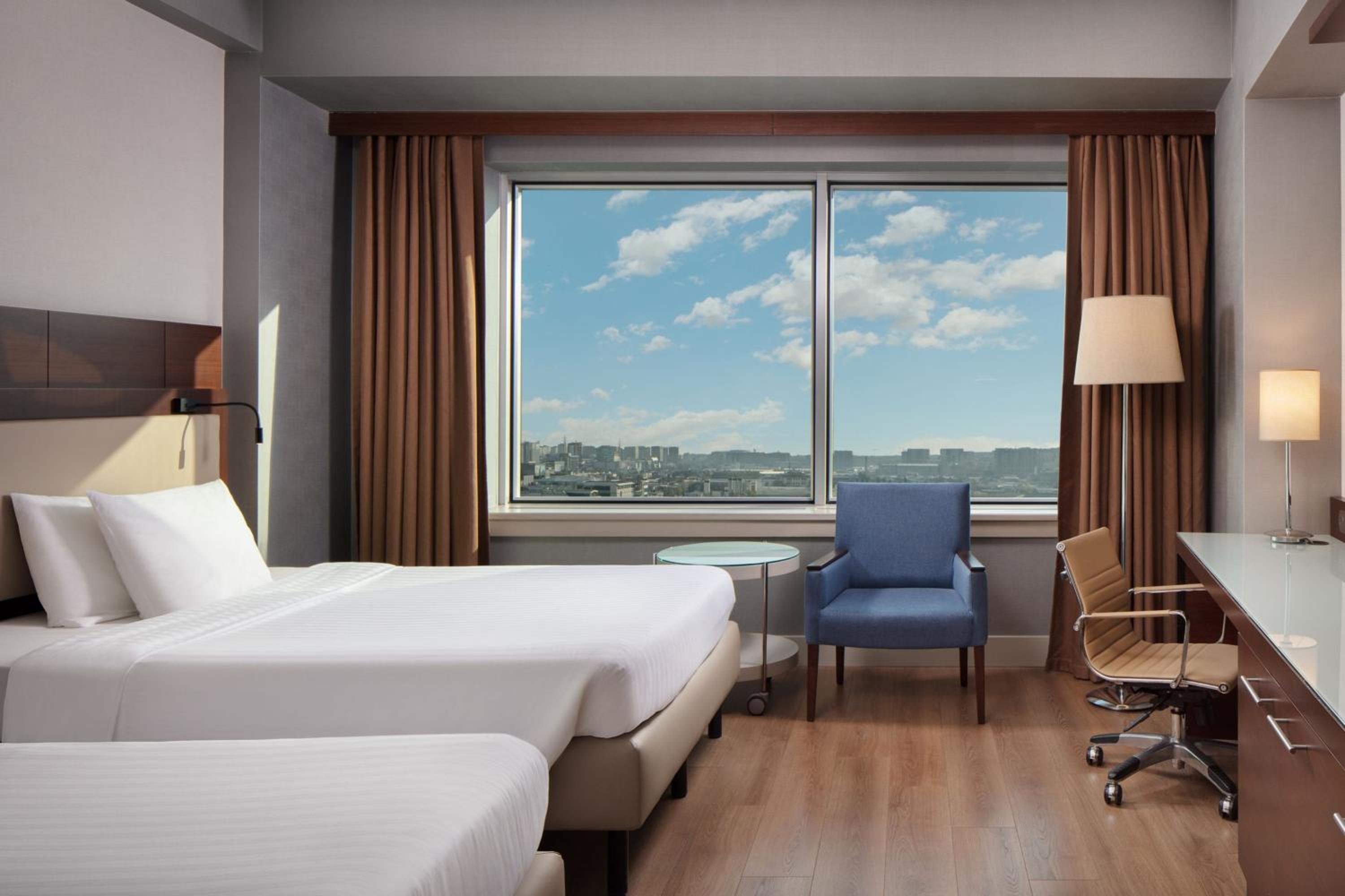 Delta Hotels Istanbul West - Image 16