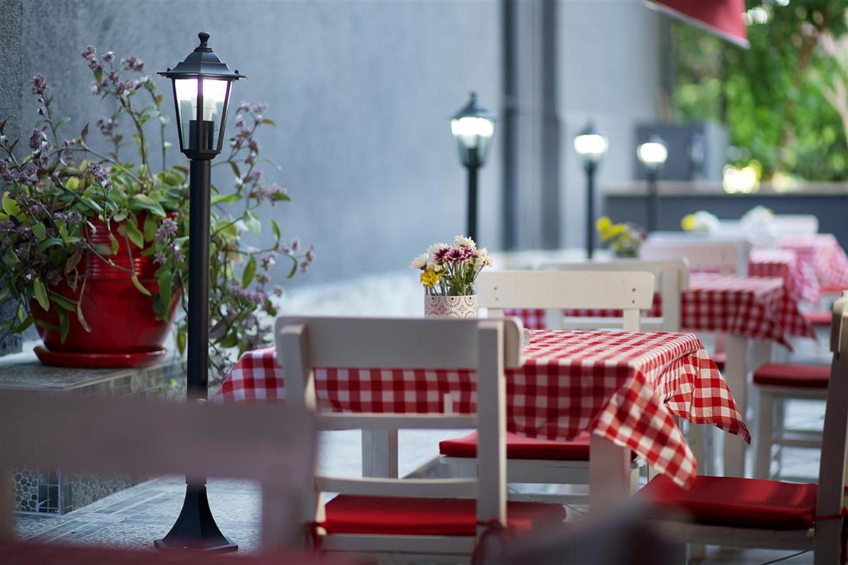The Hera Premium Hotels - Image 14