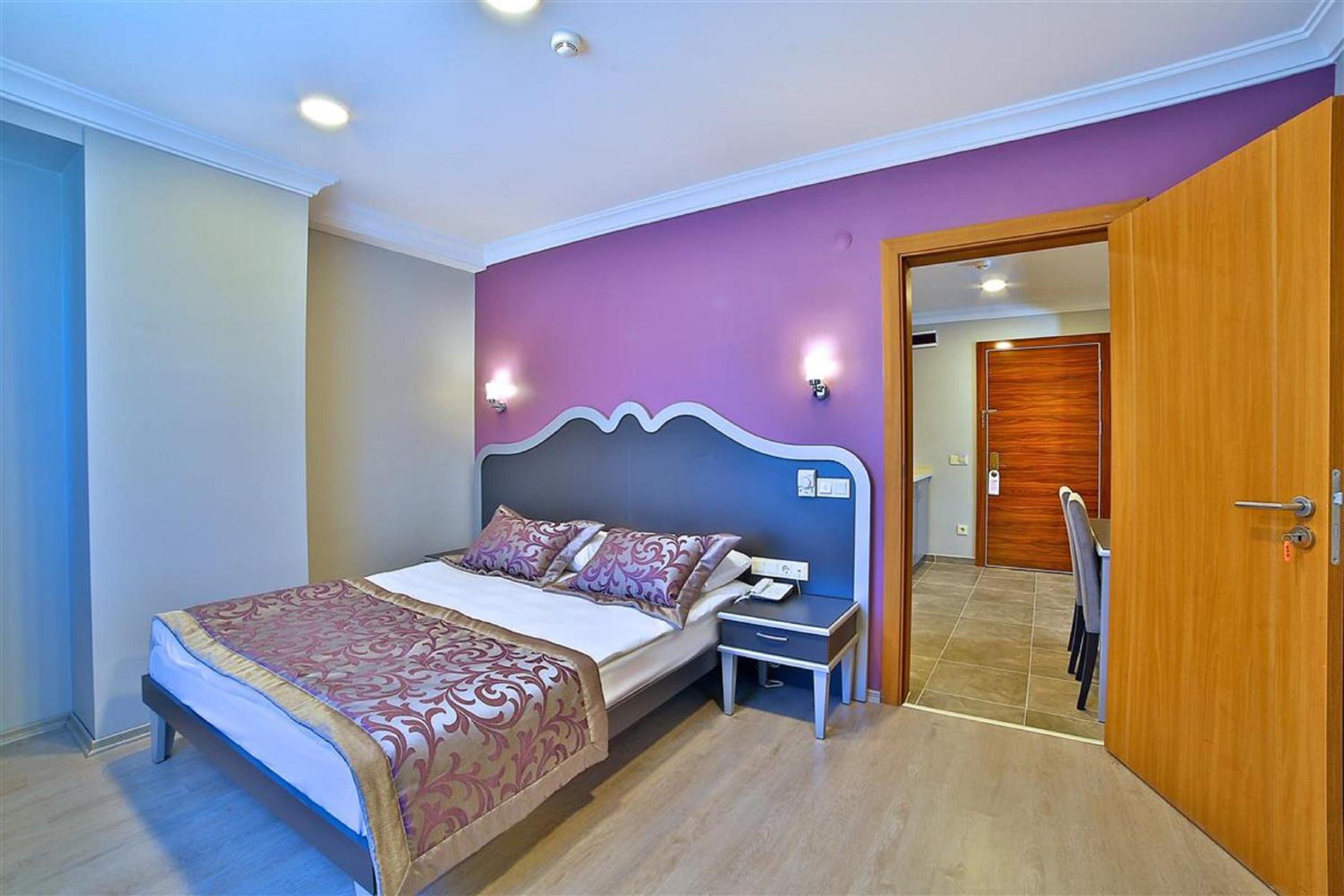The Hera Premium Hotels - Image 5