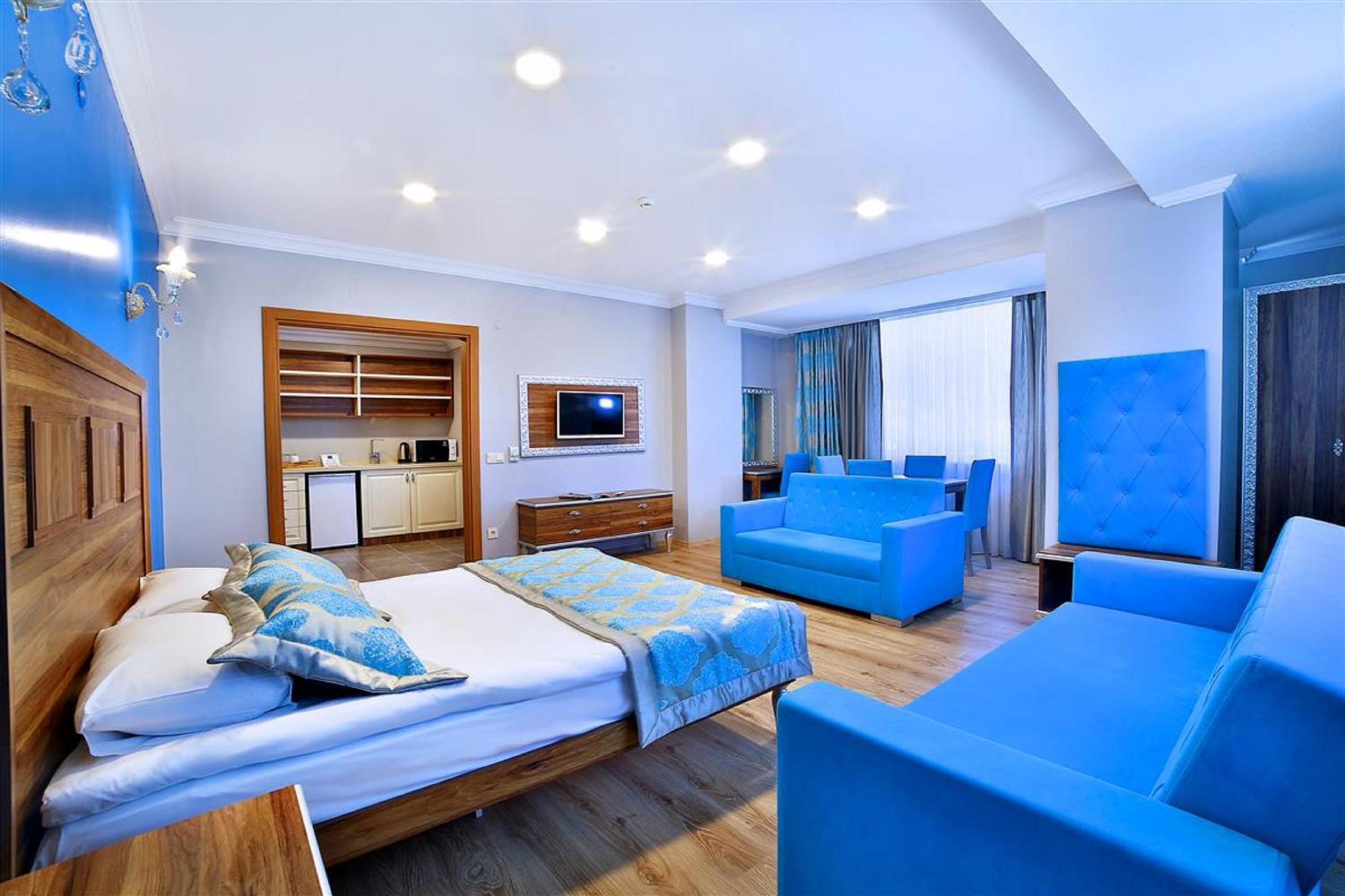 The Hera Premium Hotels - Image 11
