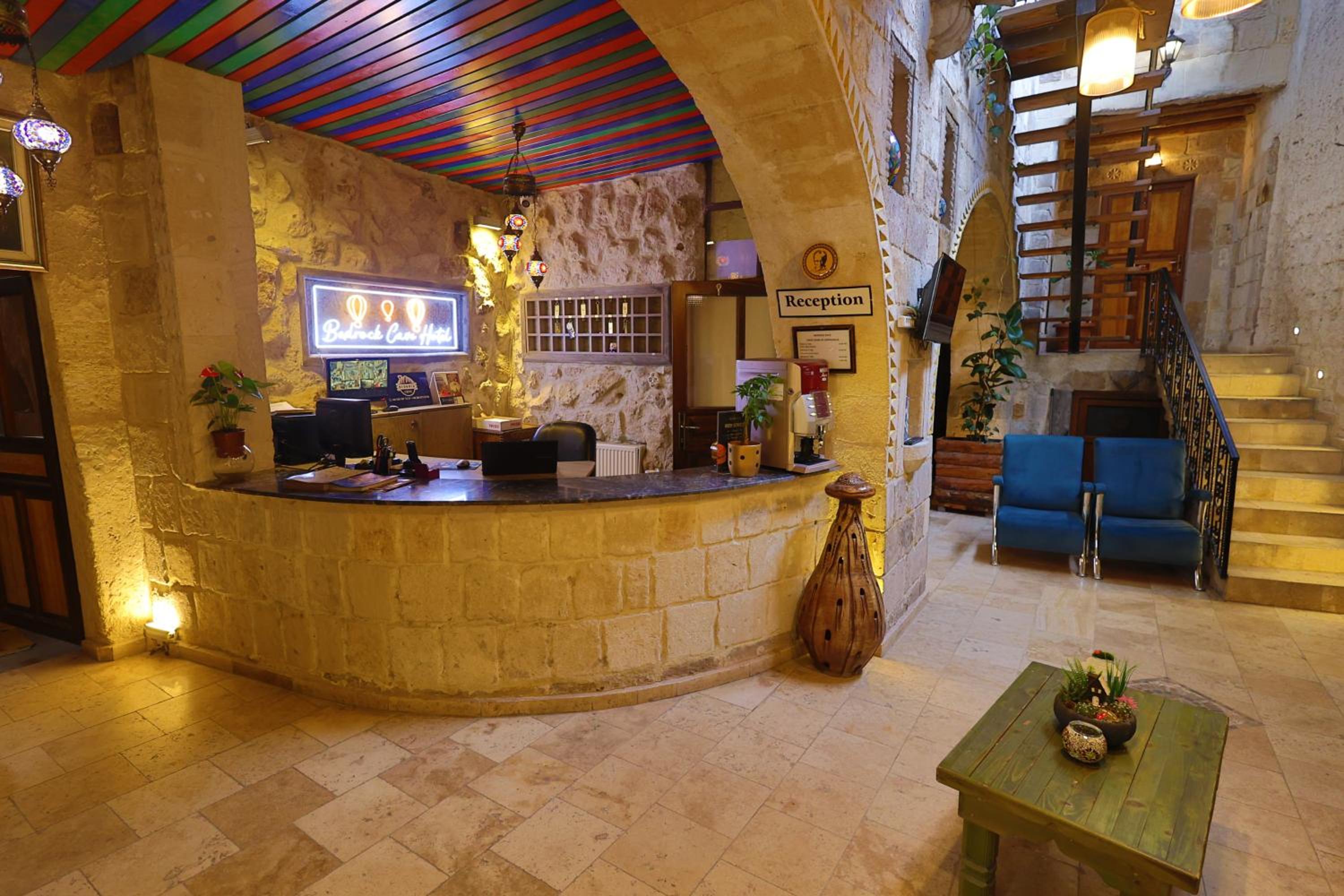 Bedrock Cave Hotel - Image 101