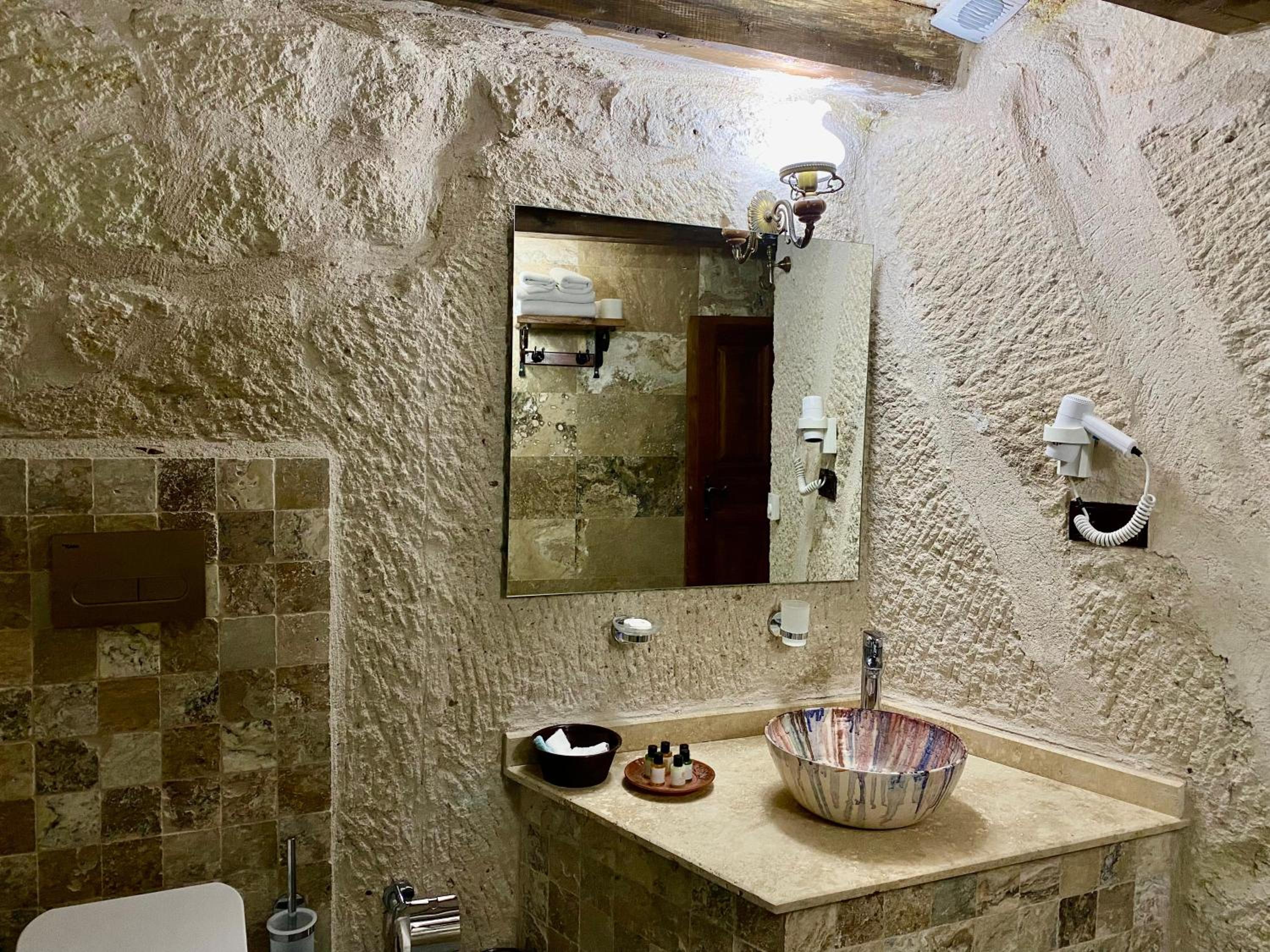 Aren Cave Hotel And Art Gallery - Image 75