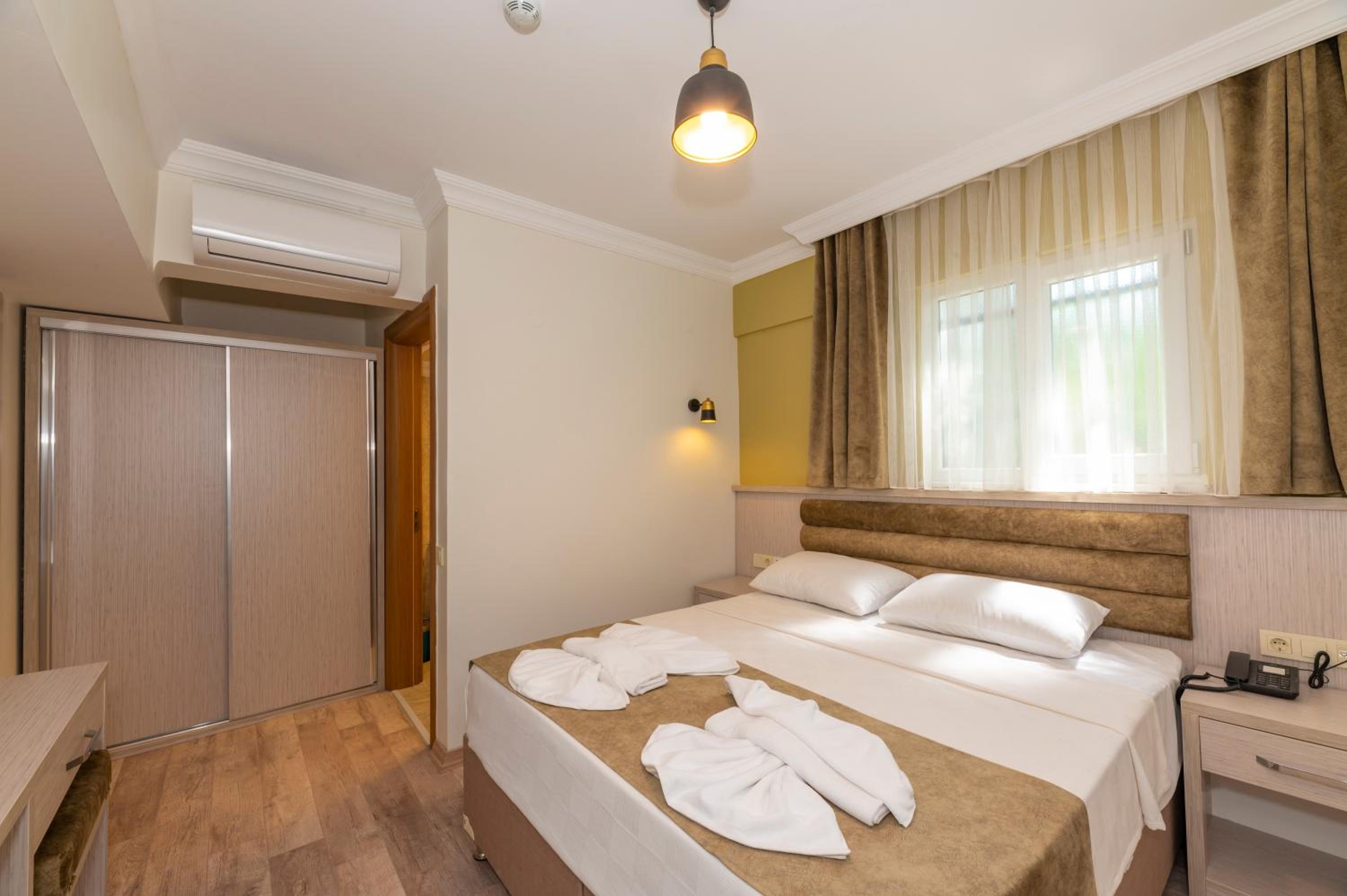 Bazaar Hotels Eski Şehir - Image 30