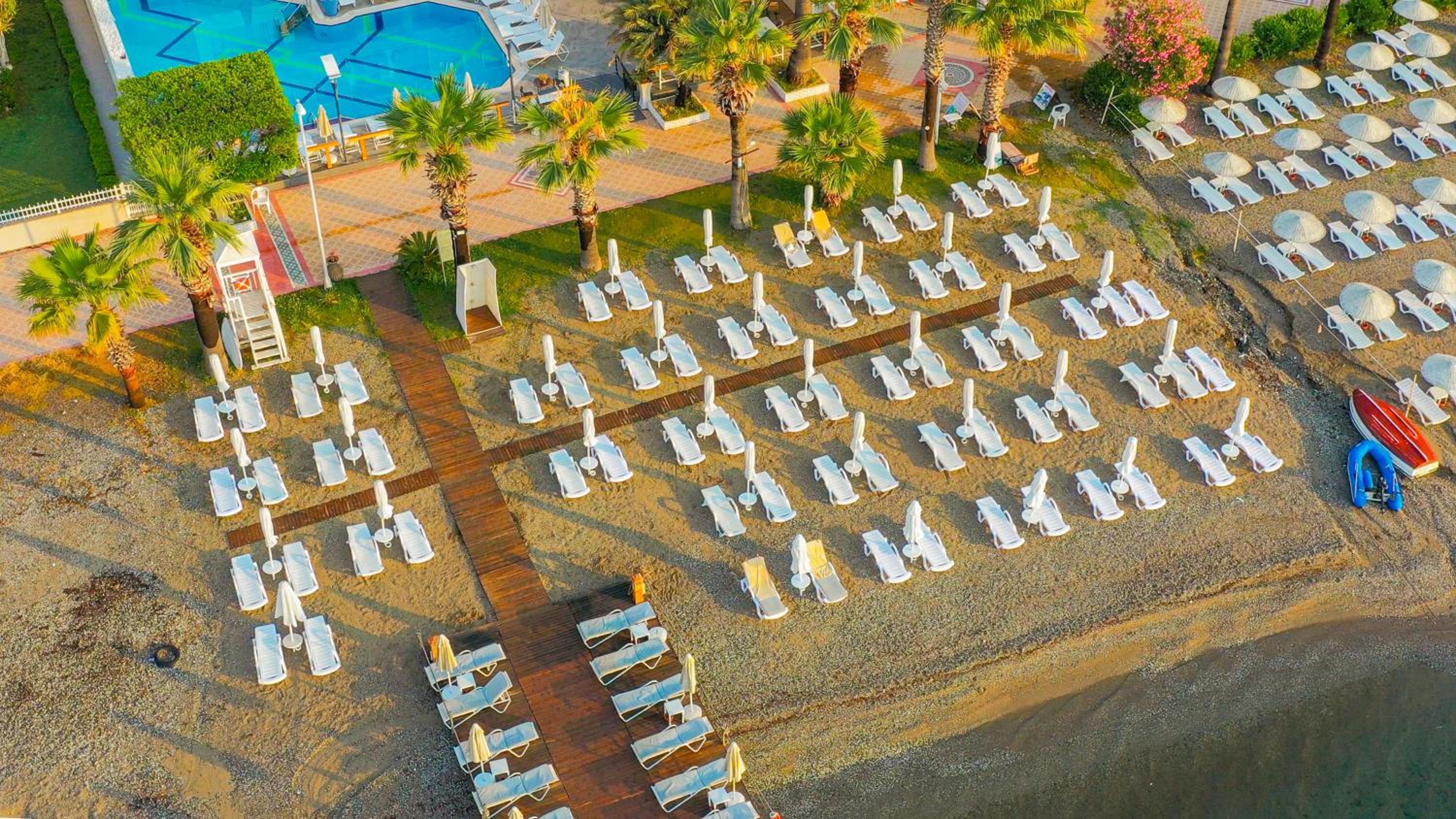 Cettia Beach Resort - Image 5