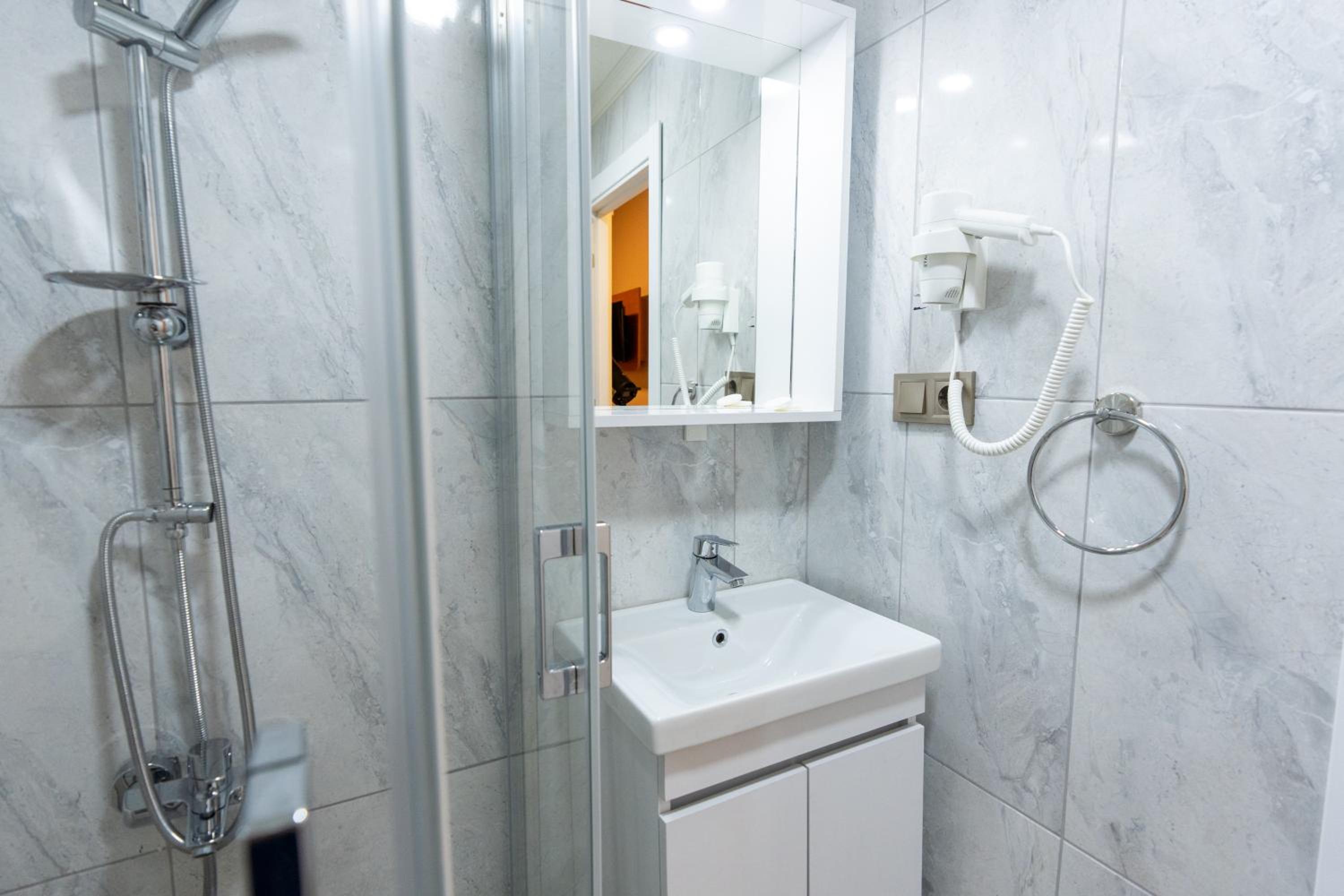 Seatanbul Hotel - Image 17