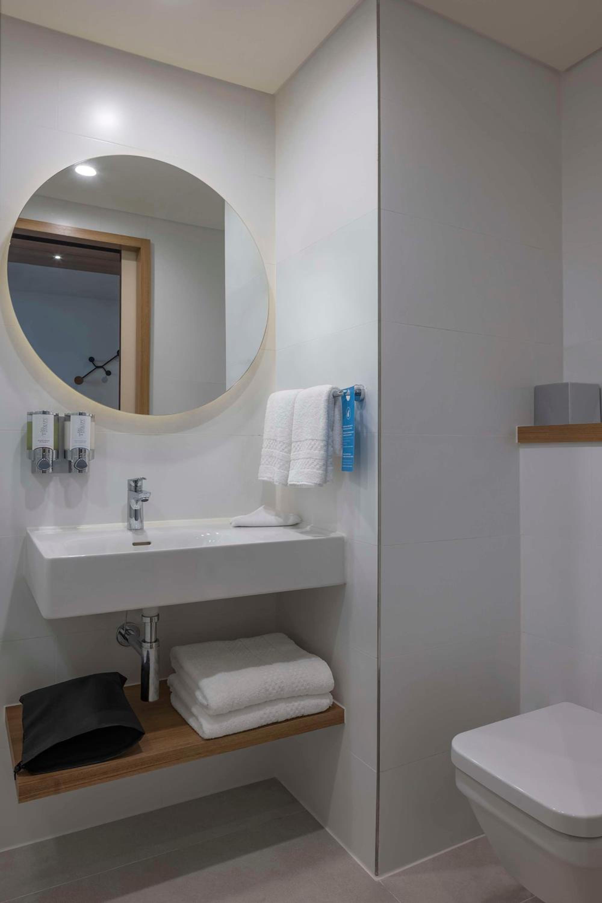 Hampton by Hilton Antalya Havalimanı - Image 35