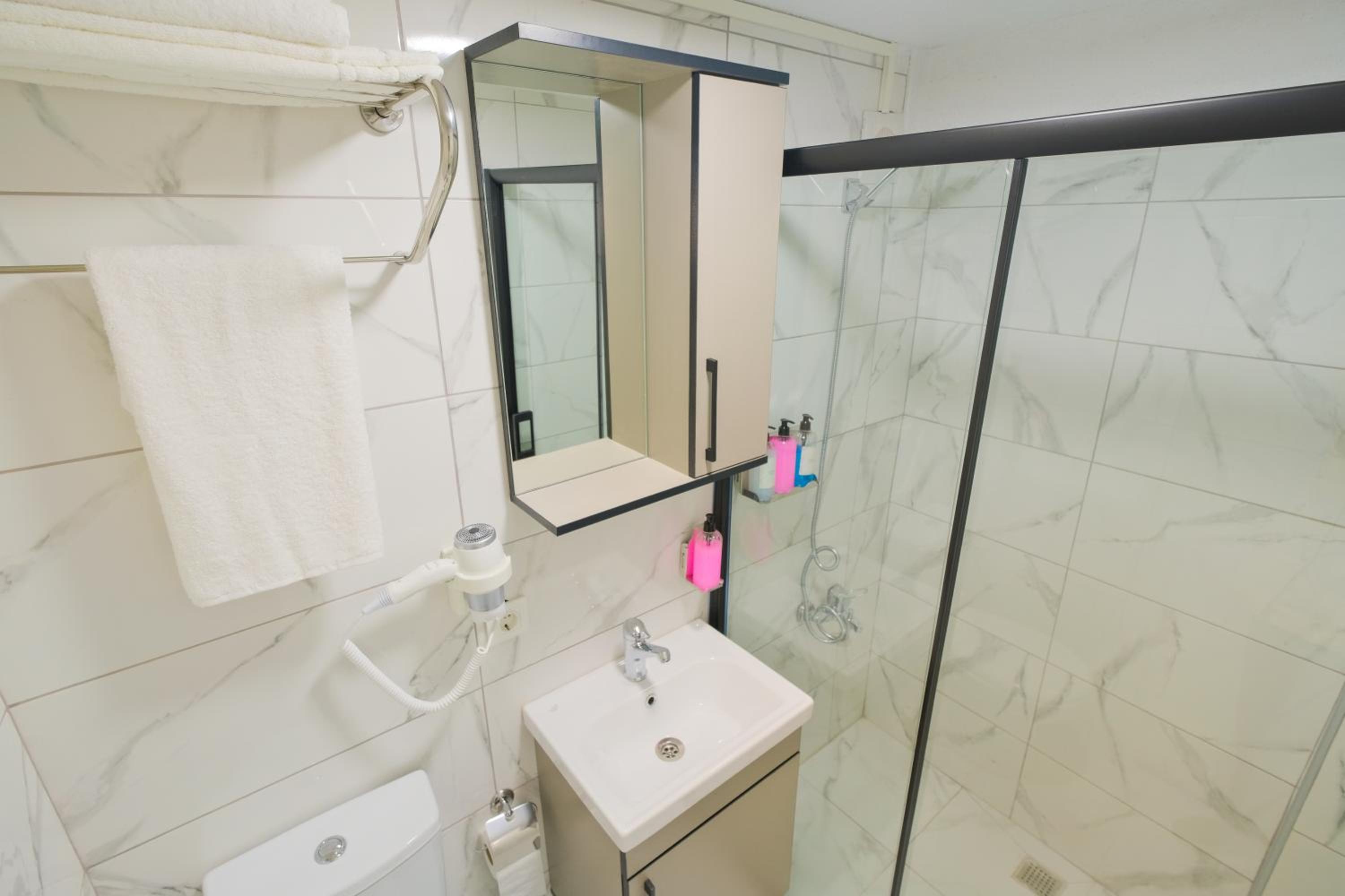 Lucky Hotel İstanbul - Image 27