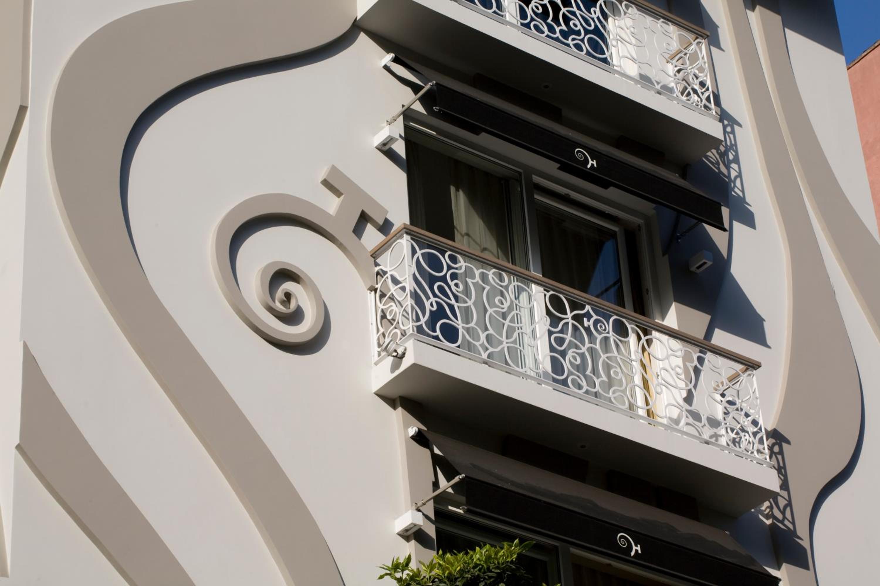 Hypnos Design Hotel - Image 61