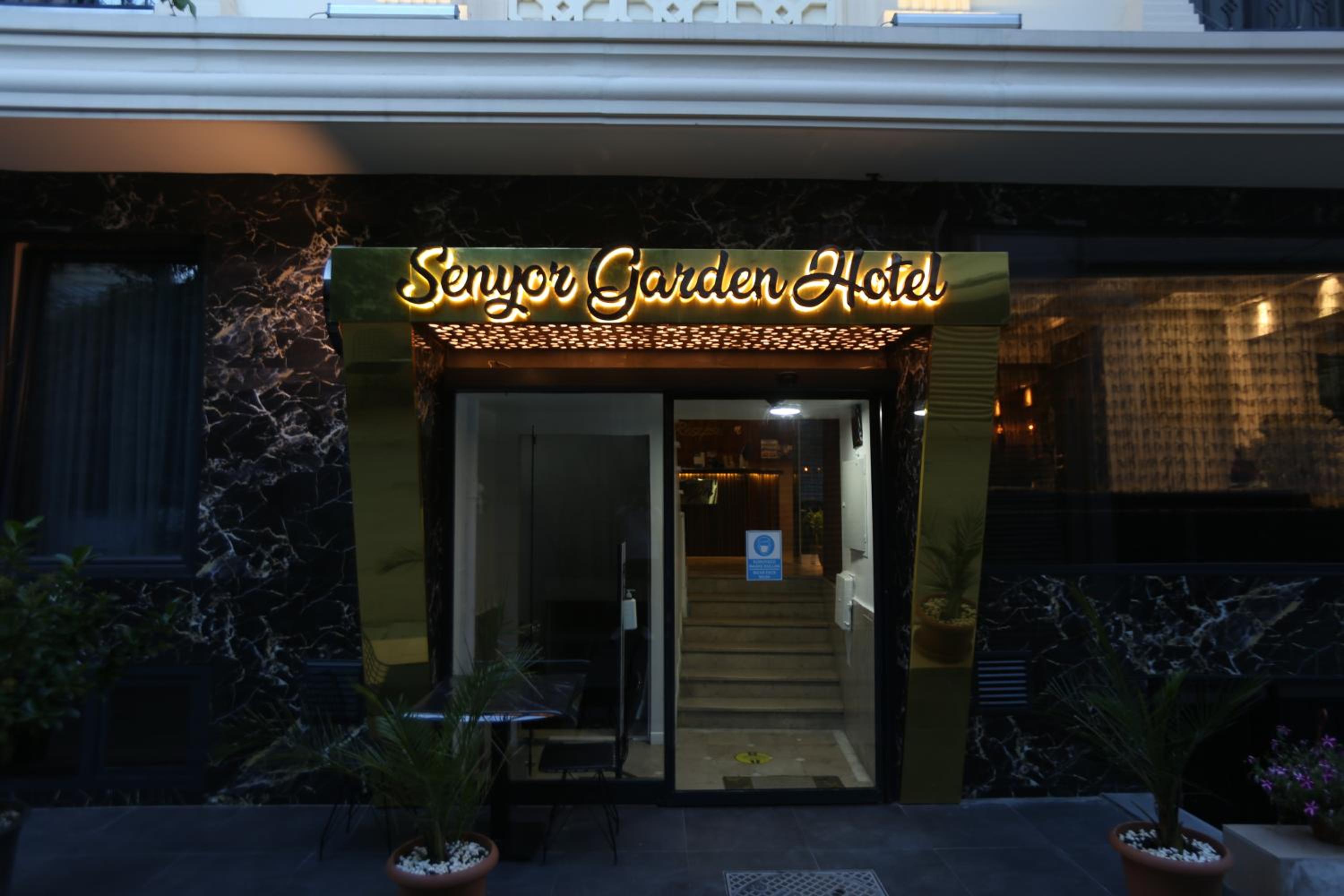 SENYOR GARDEN HOTEL - Image 68
