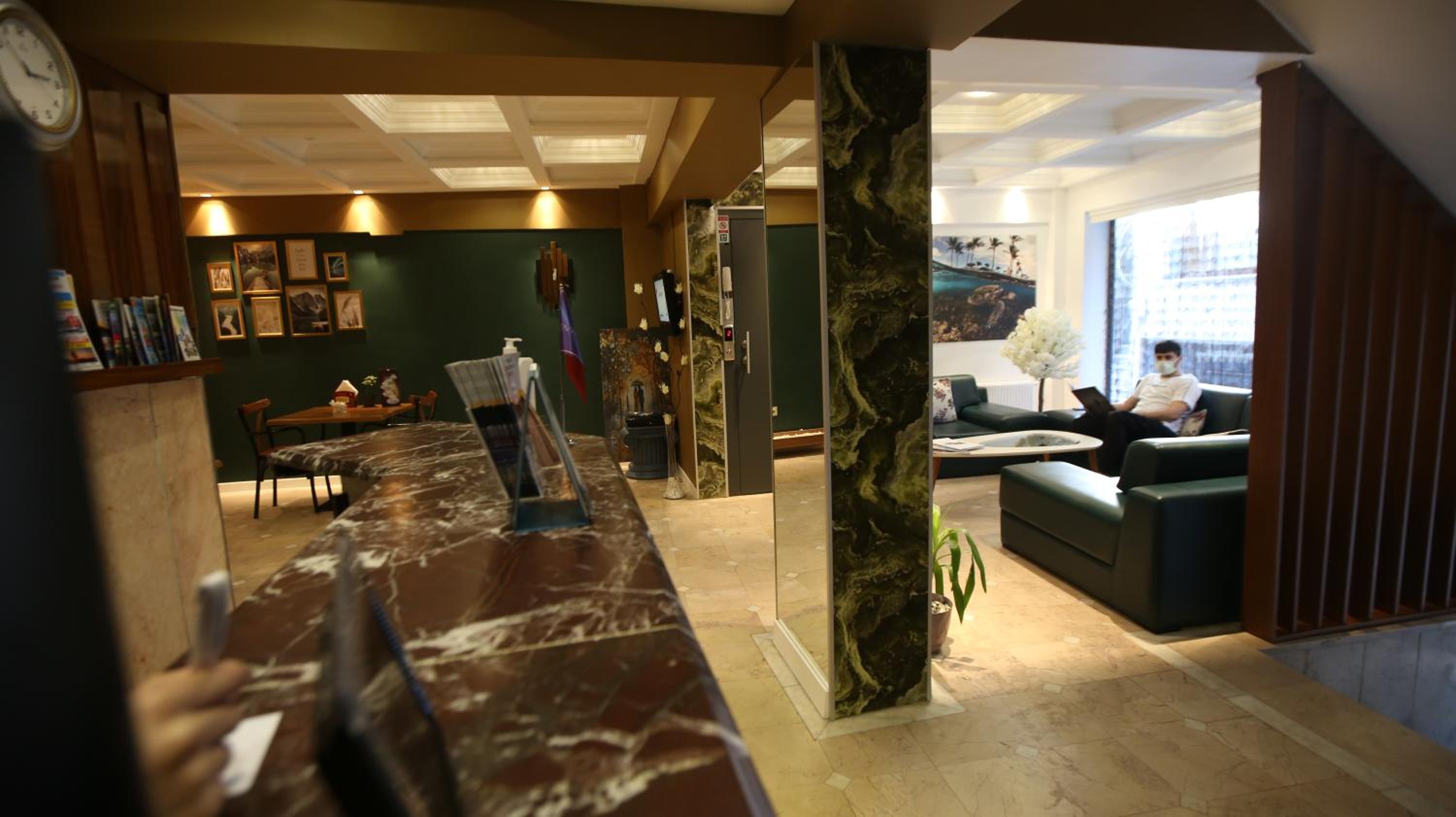 SENYOR GARDEN HOTEL - Image 110
