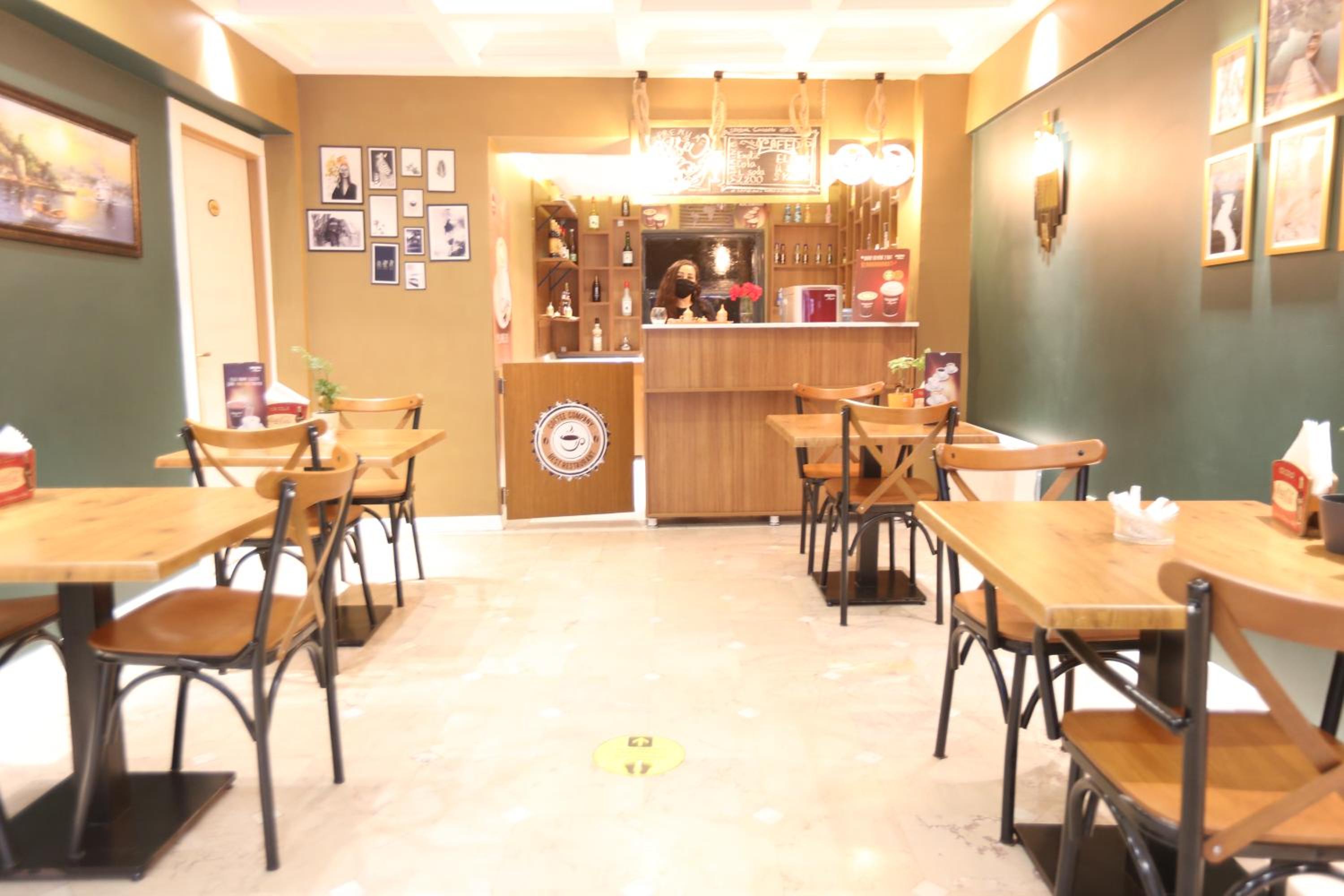 SENYOR GARDEN HOTEL - Image 23