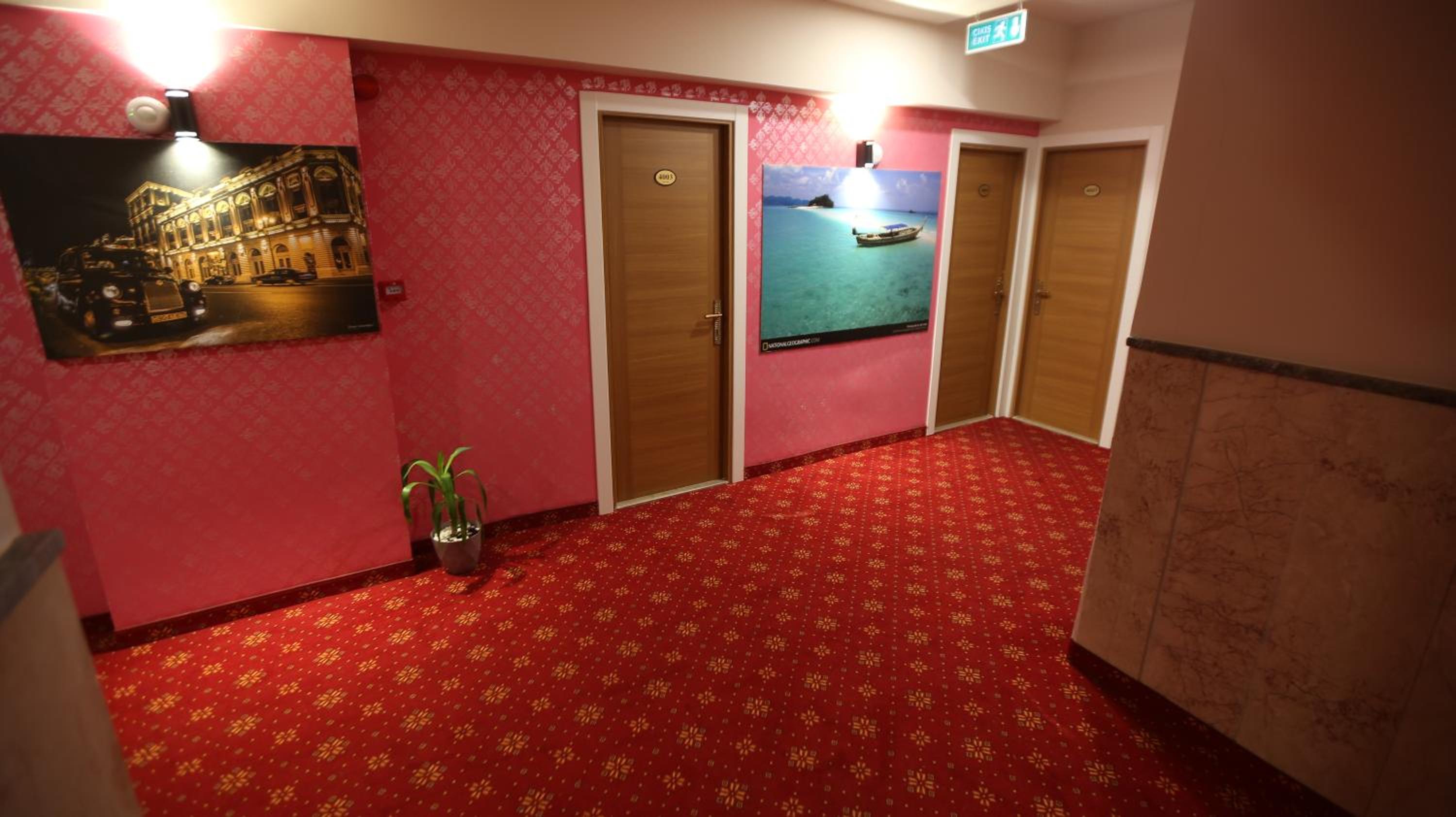 SENYOR GARDEN HOTEL - Image 133