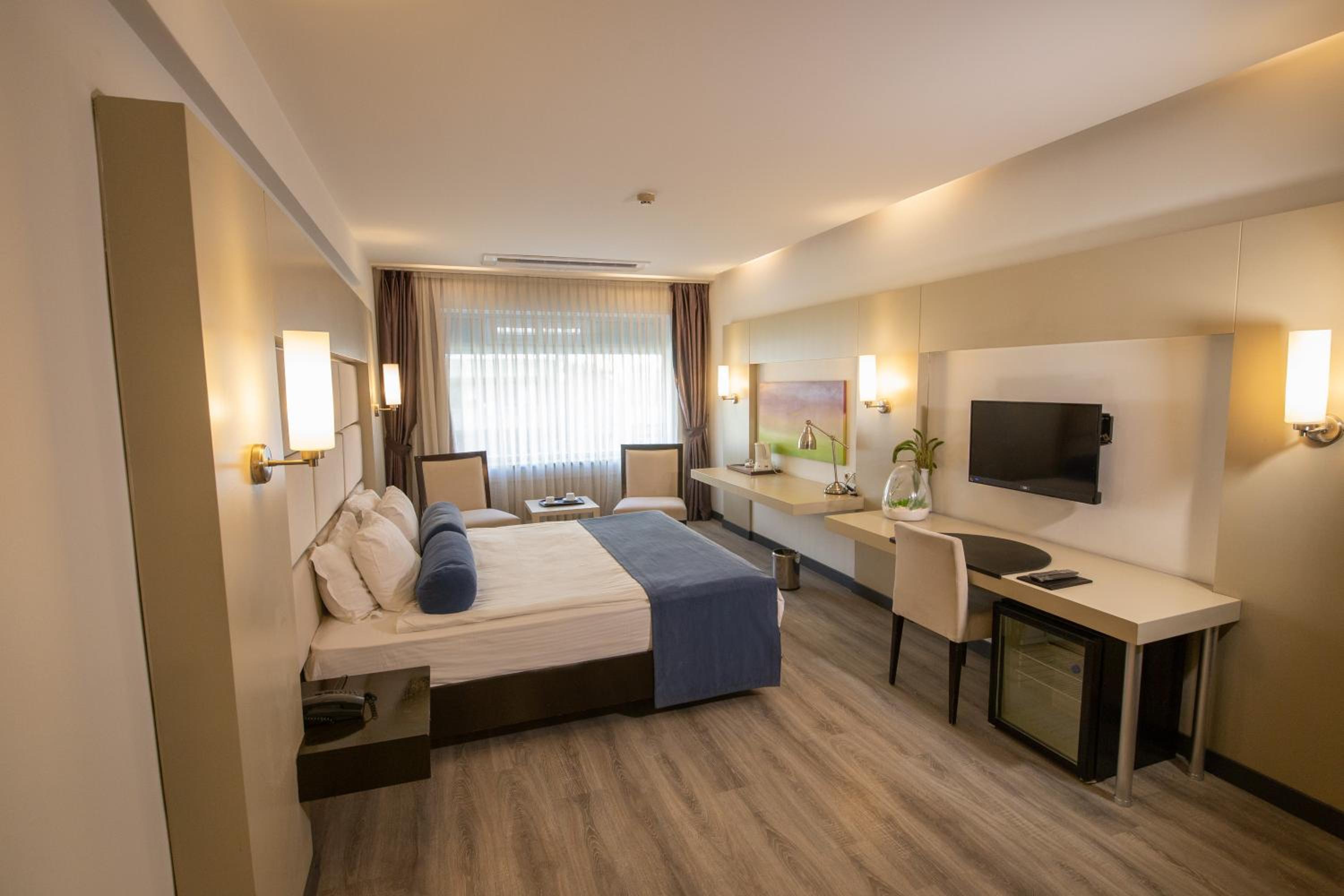MY Hotel - Image 76