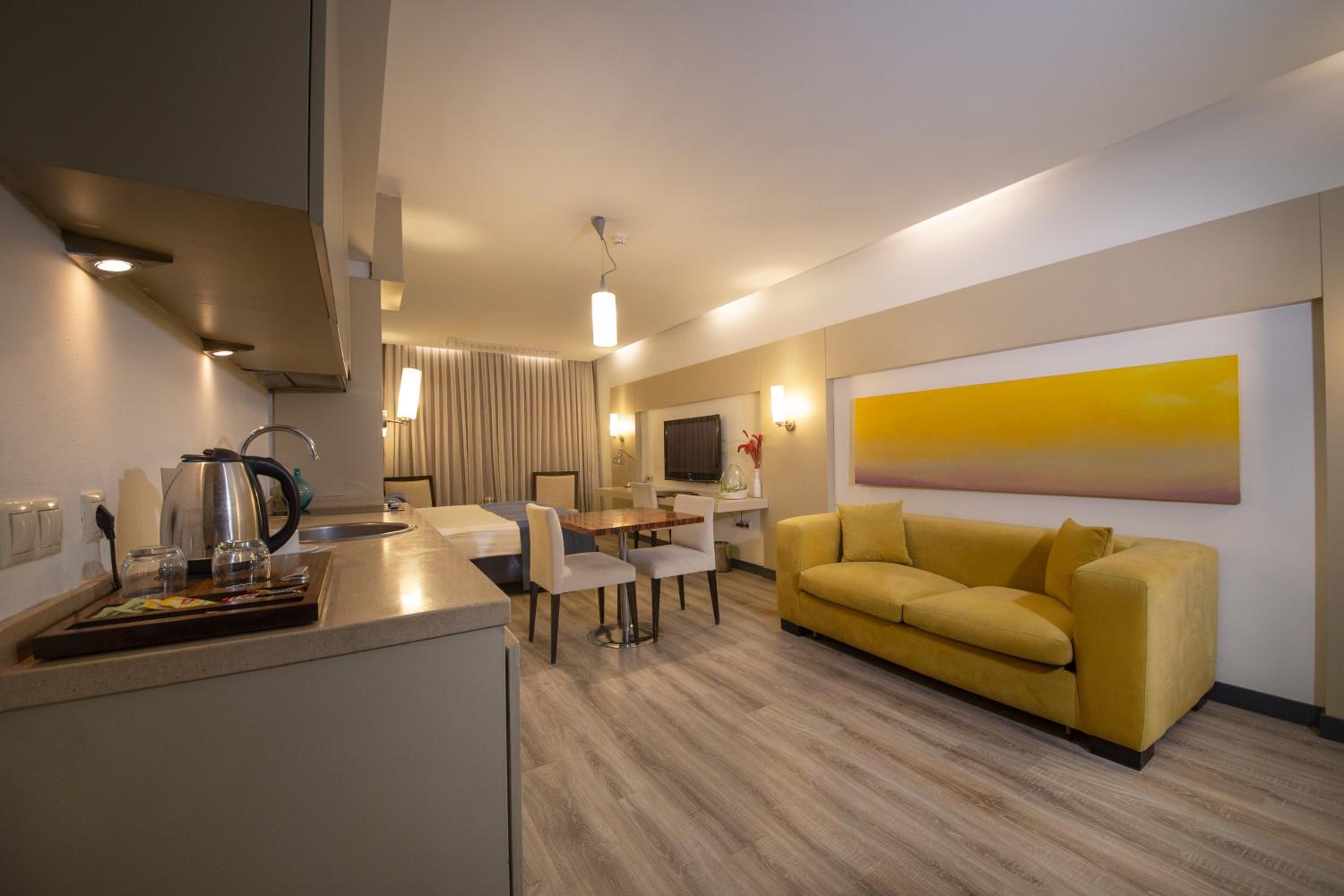 MY Hotel - Image 84