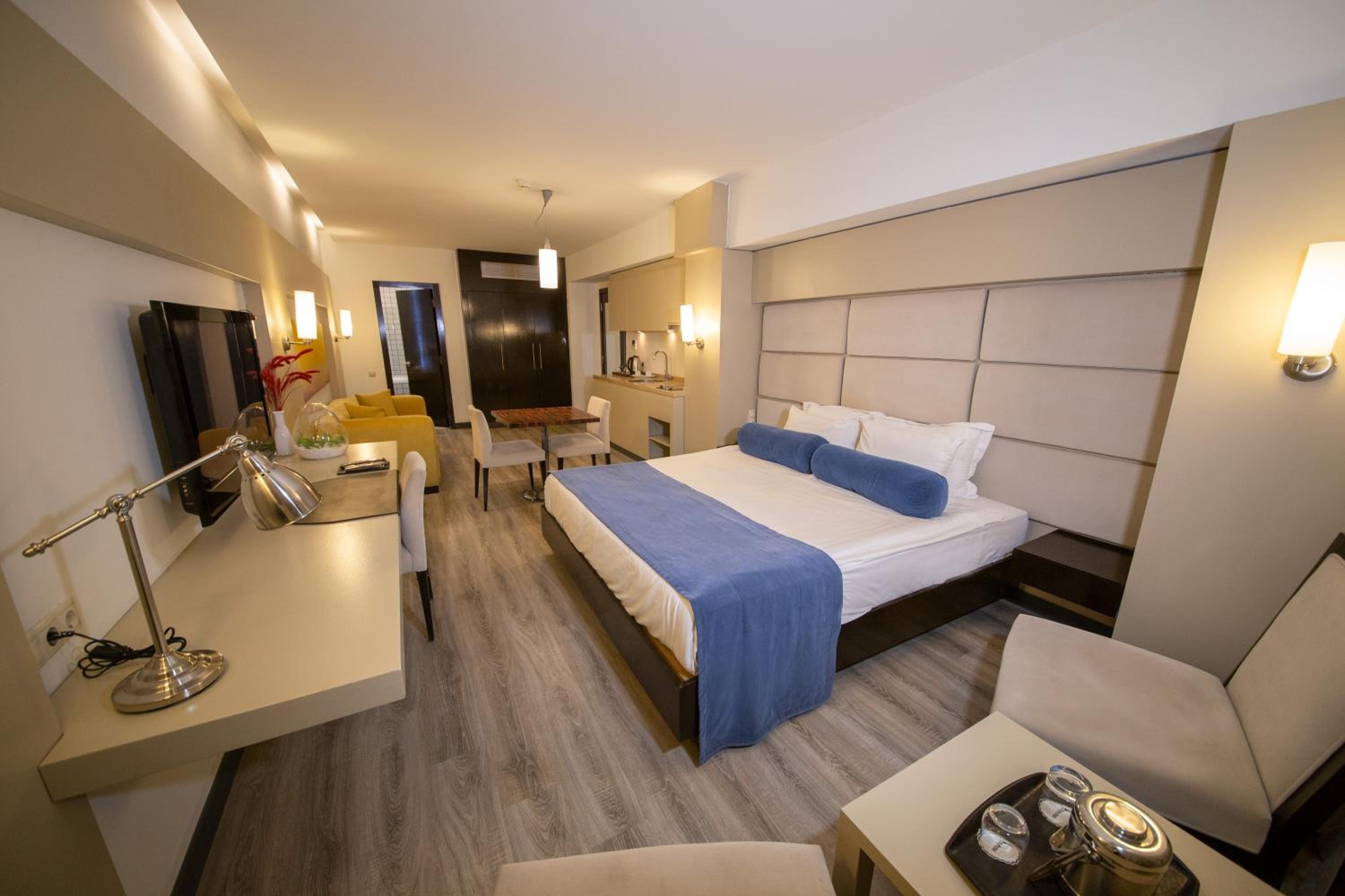 MY Hotel - Image 70