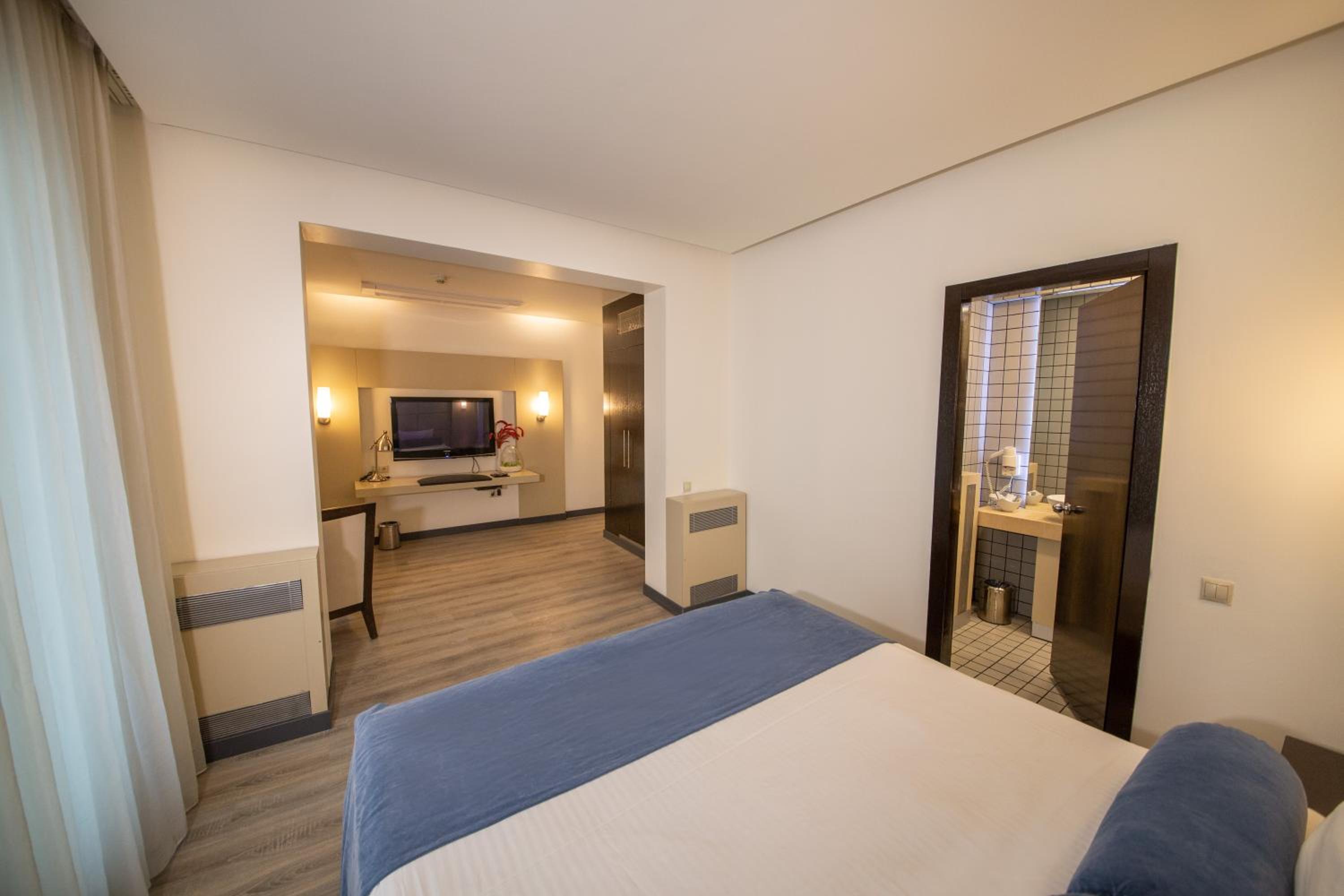 MY Hotel - Image 71